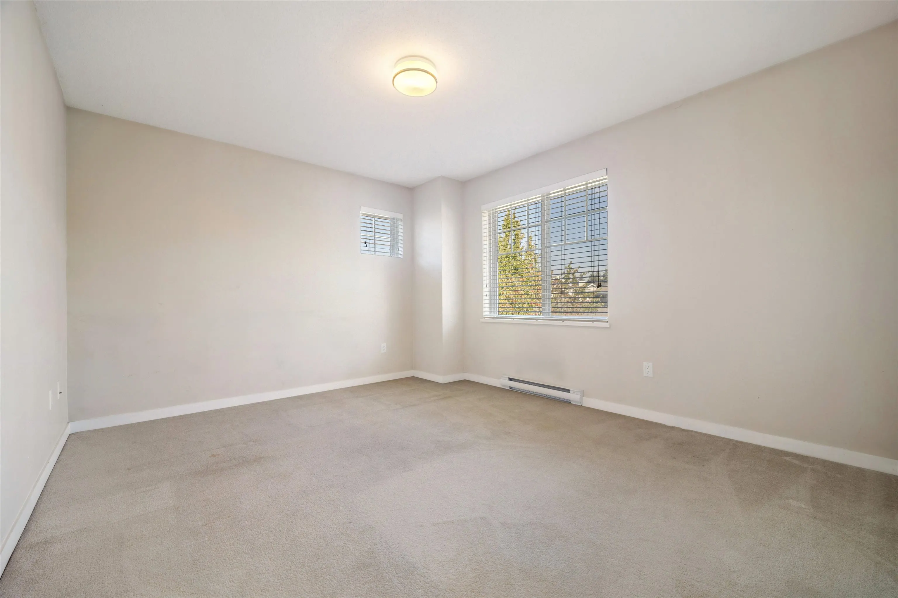 3 10500 Delsom Crescent