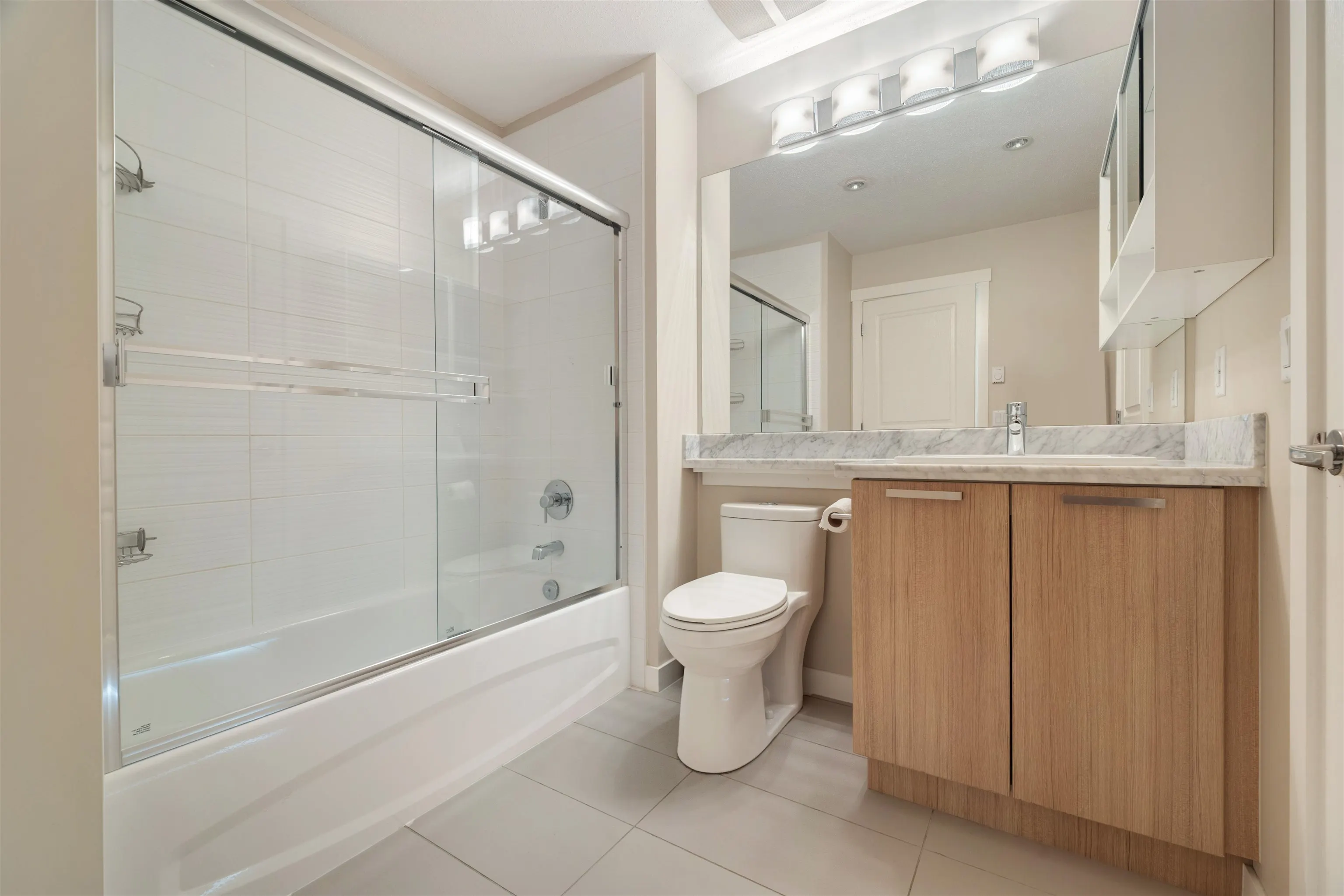 3 10500 Delsom Crescent