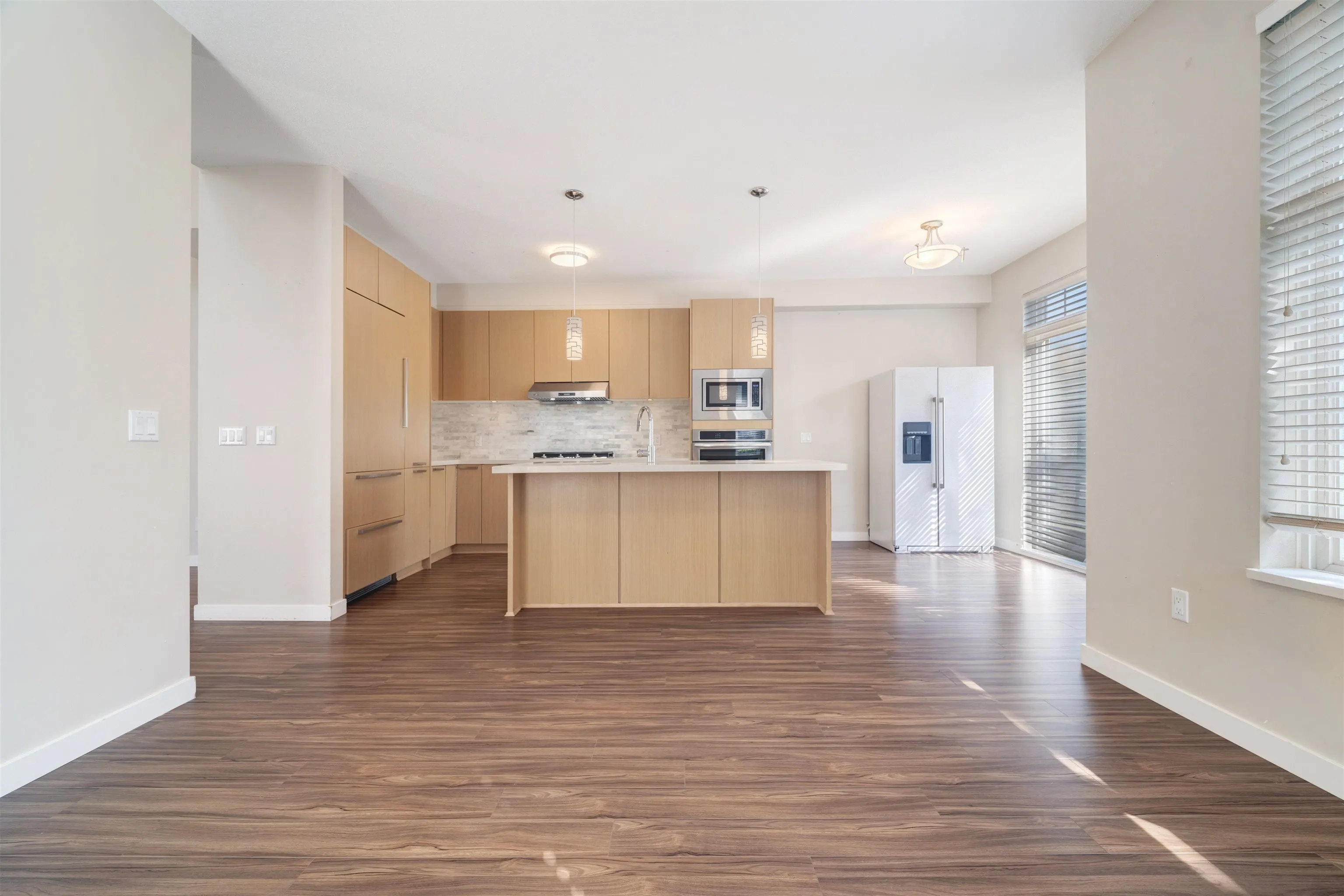 3 10500 Delsom Crescent