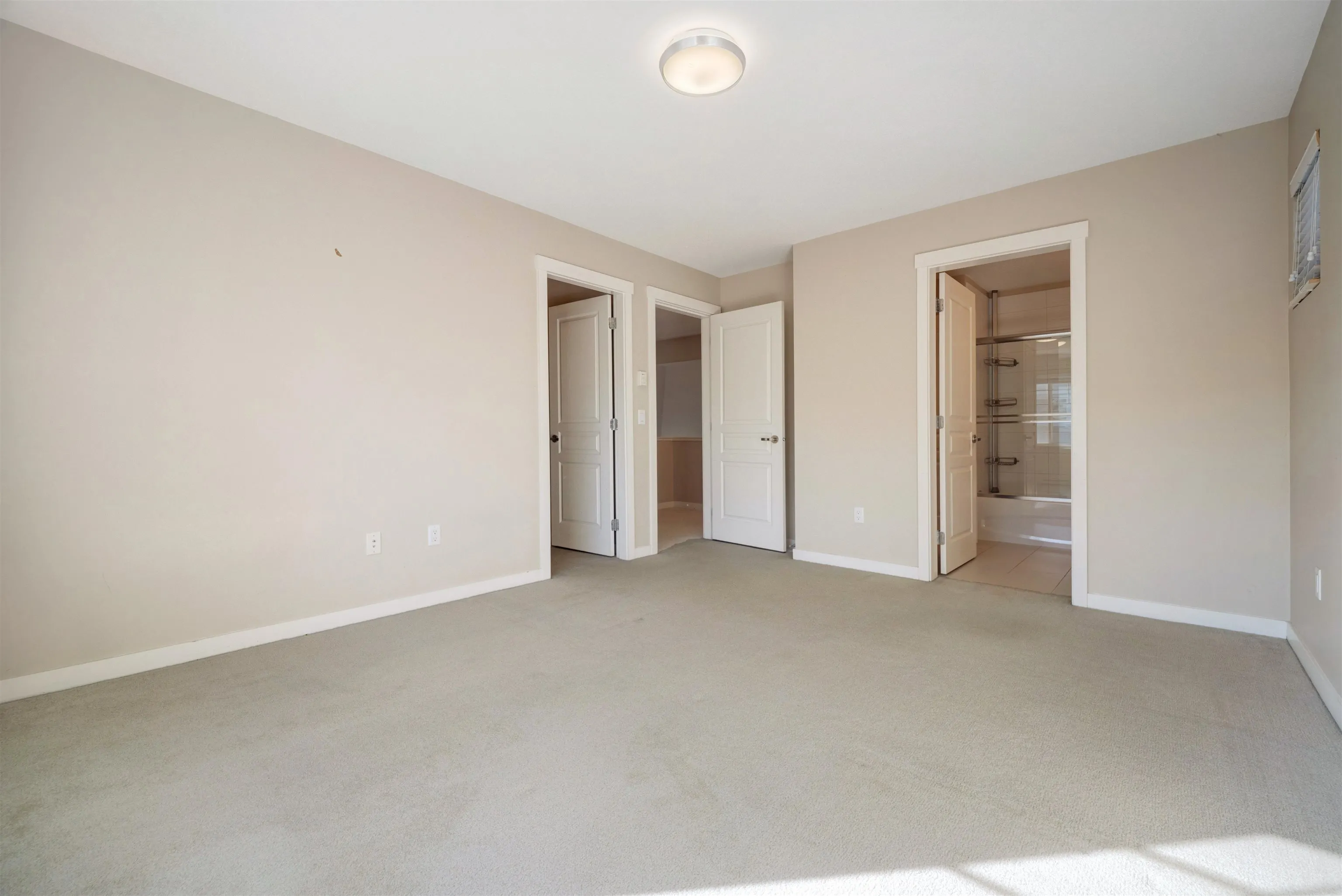 3 10500 Delsom Crescent