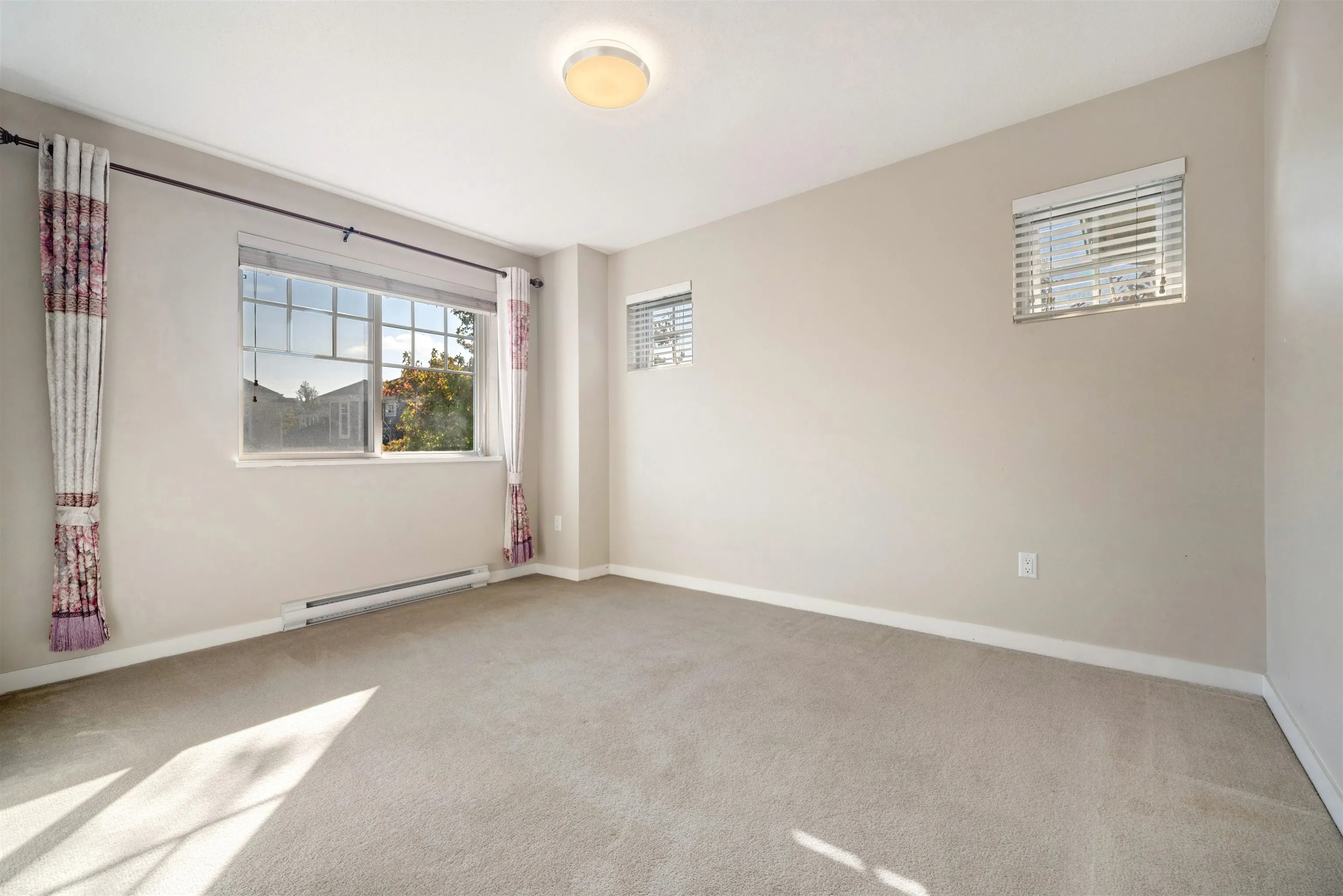 3 10500 Delsom Crescent