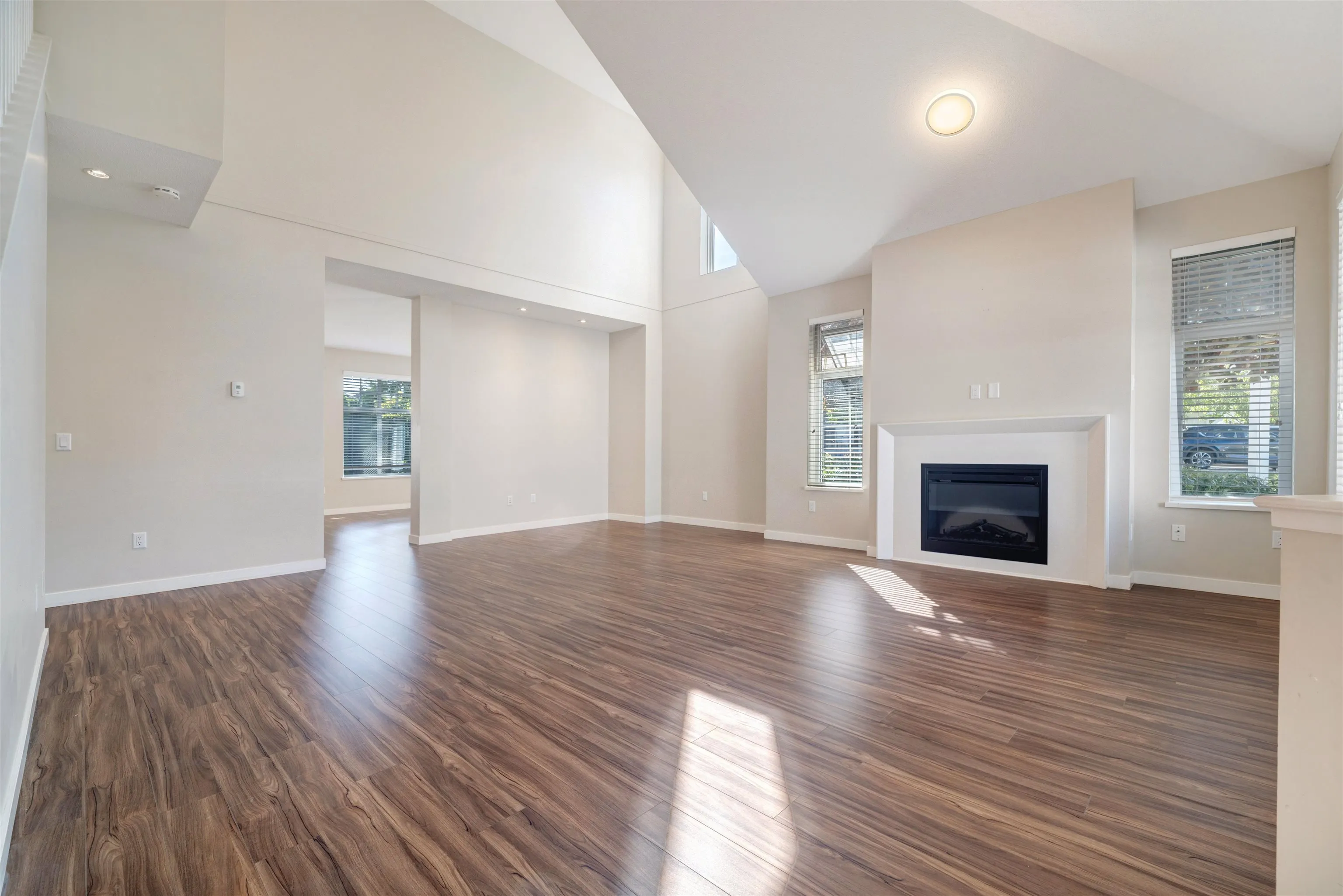 3 10500 Delsom Crescent