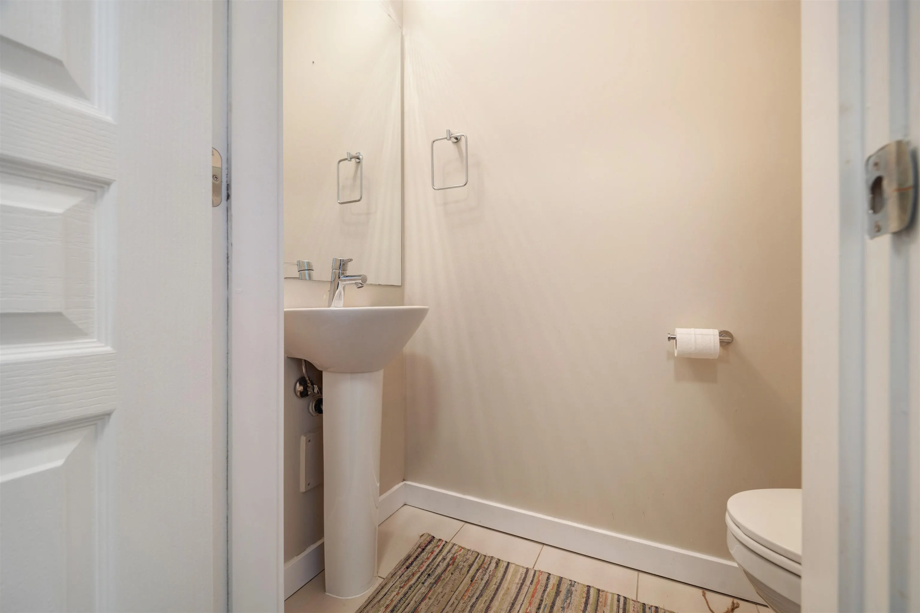 3 10500 Delsom Crescent