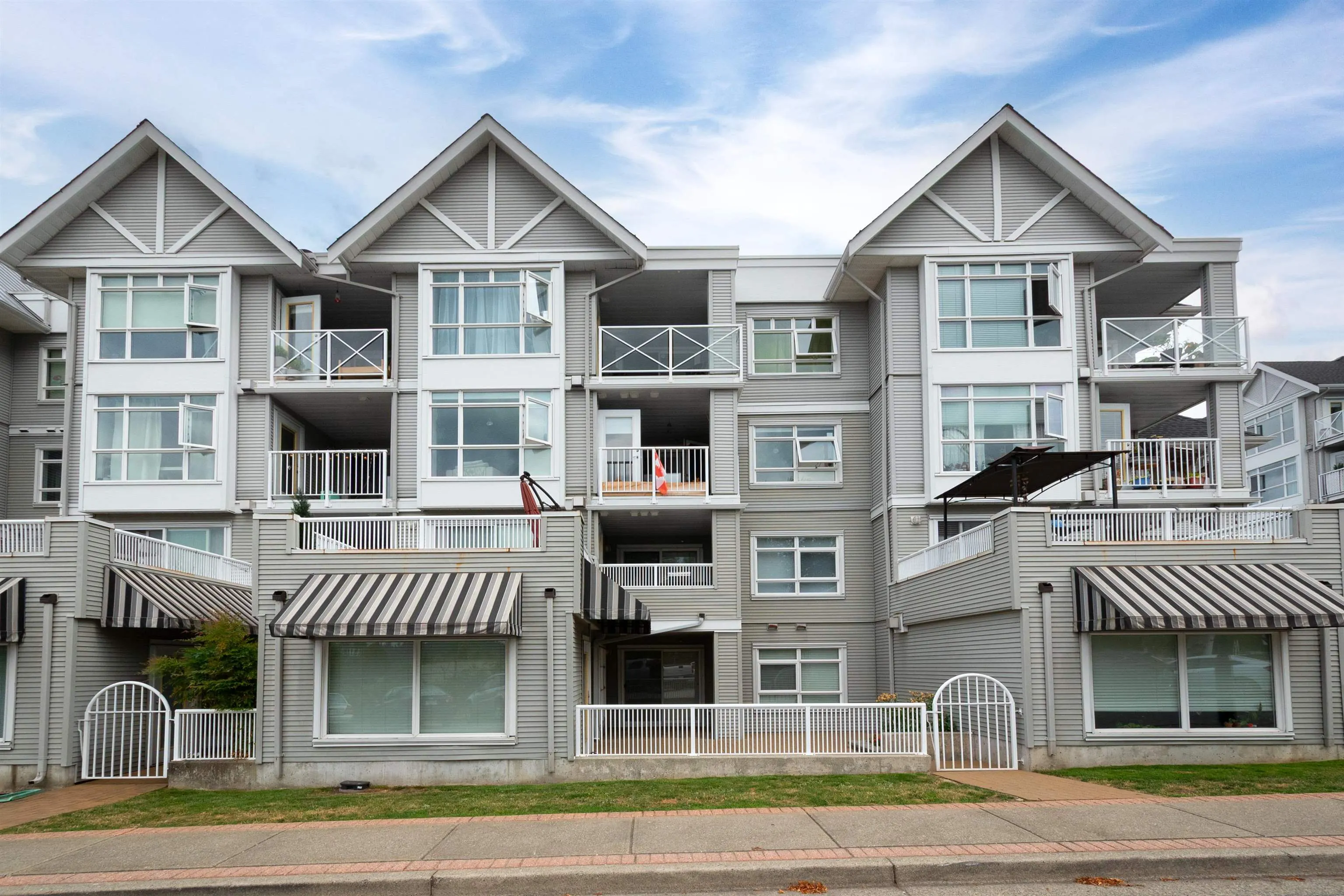 108 3136 St Johns Street