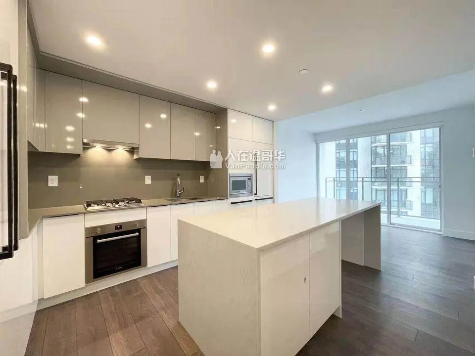 1801 4711 Hazel Street