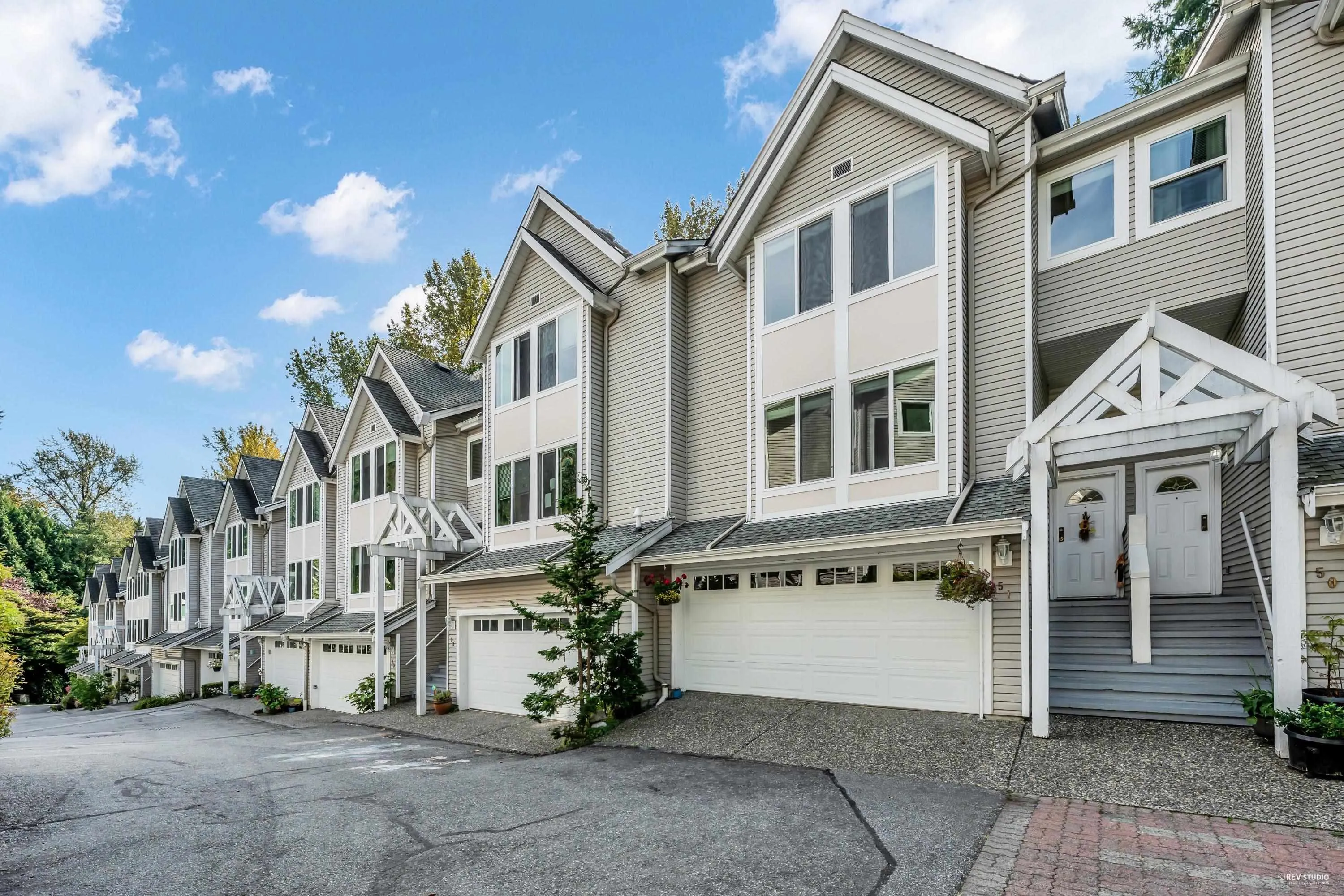 51 2600 Beaverbrook Crescent