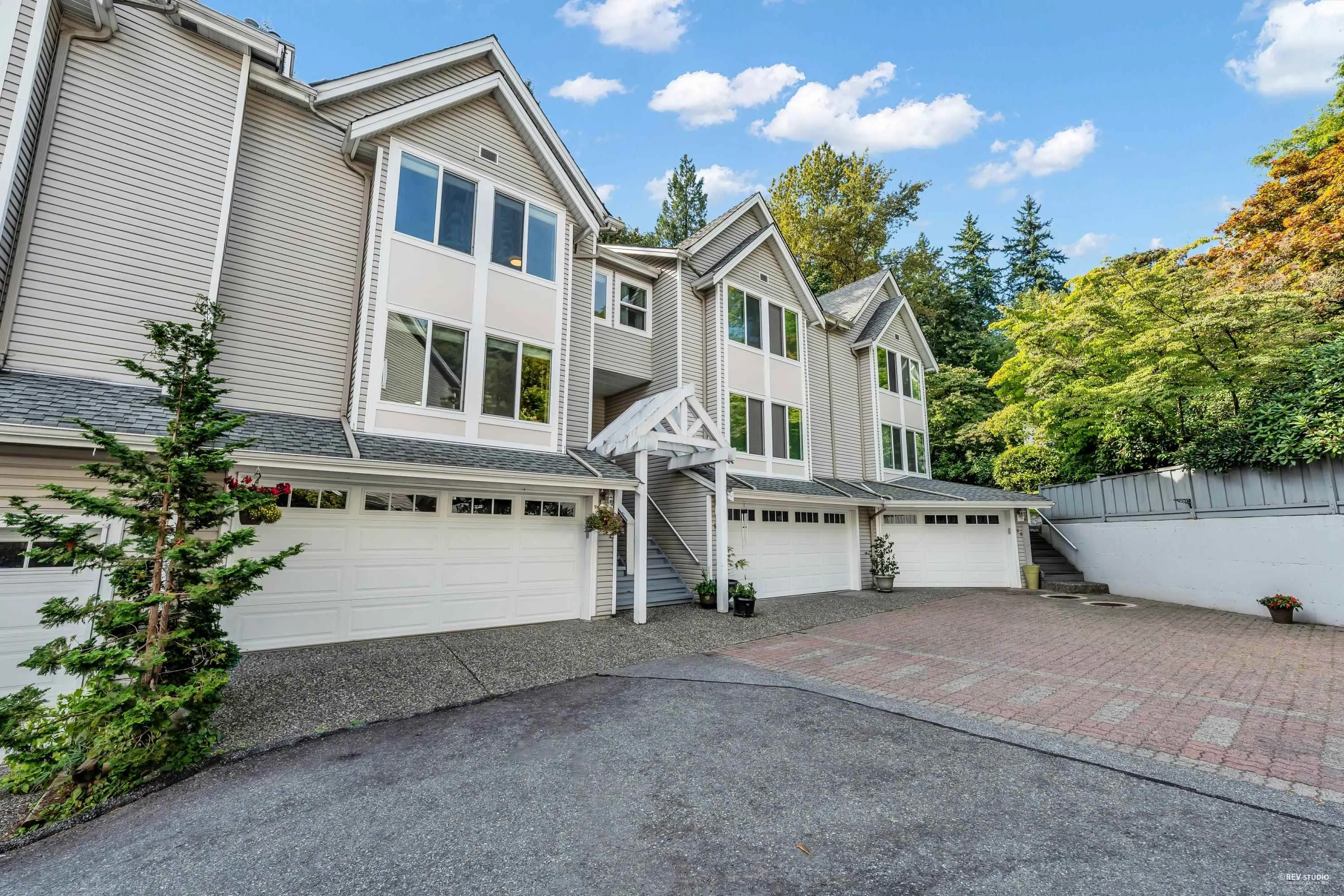 51 2600 Beaverbrook Crescent