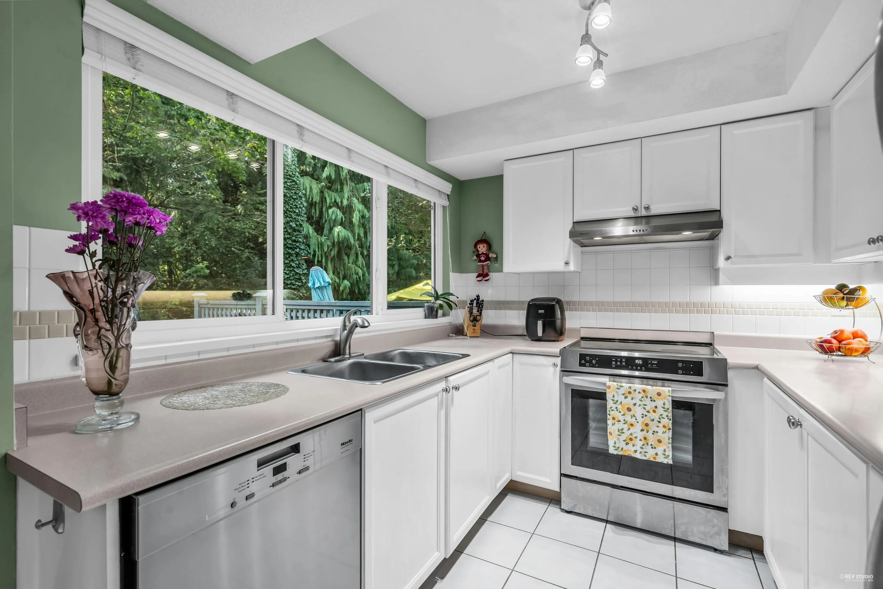 51 2600 Beaverbrook Crescent