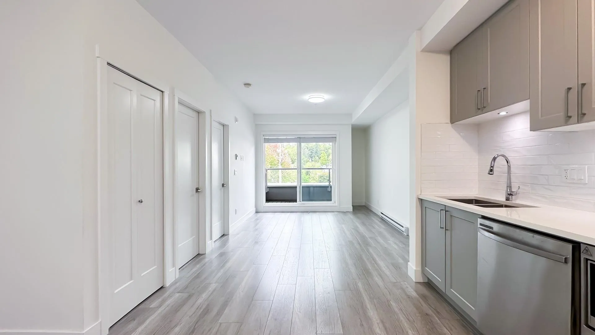 304 13978 Fraser Highway