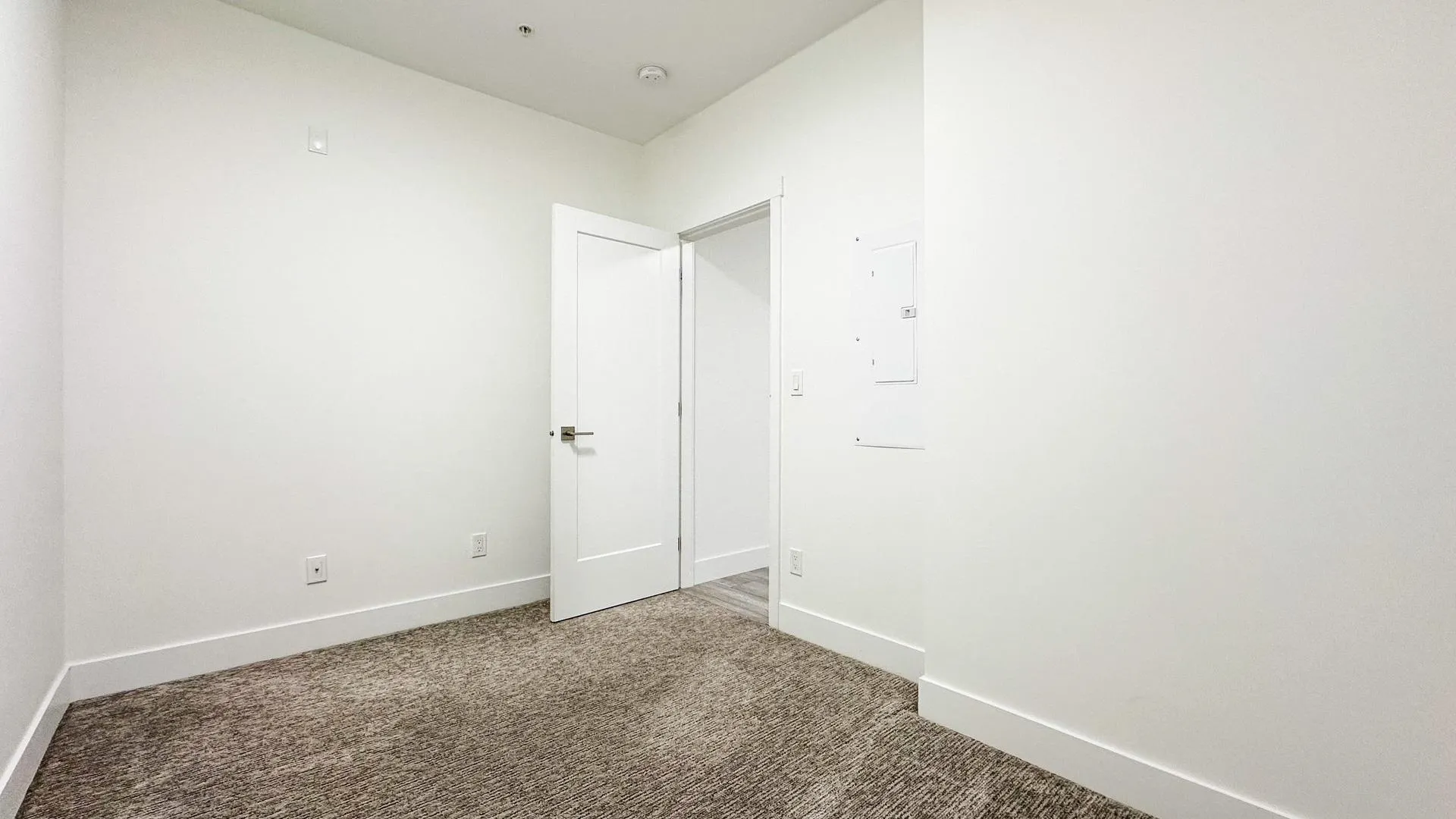 304 13978 Fraser Highway