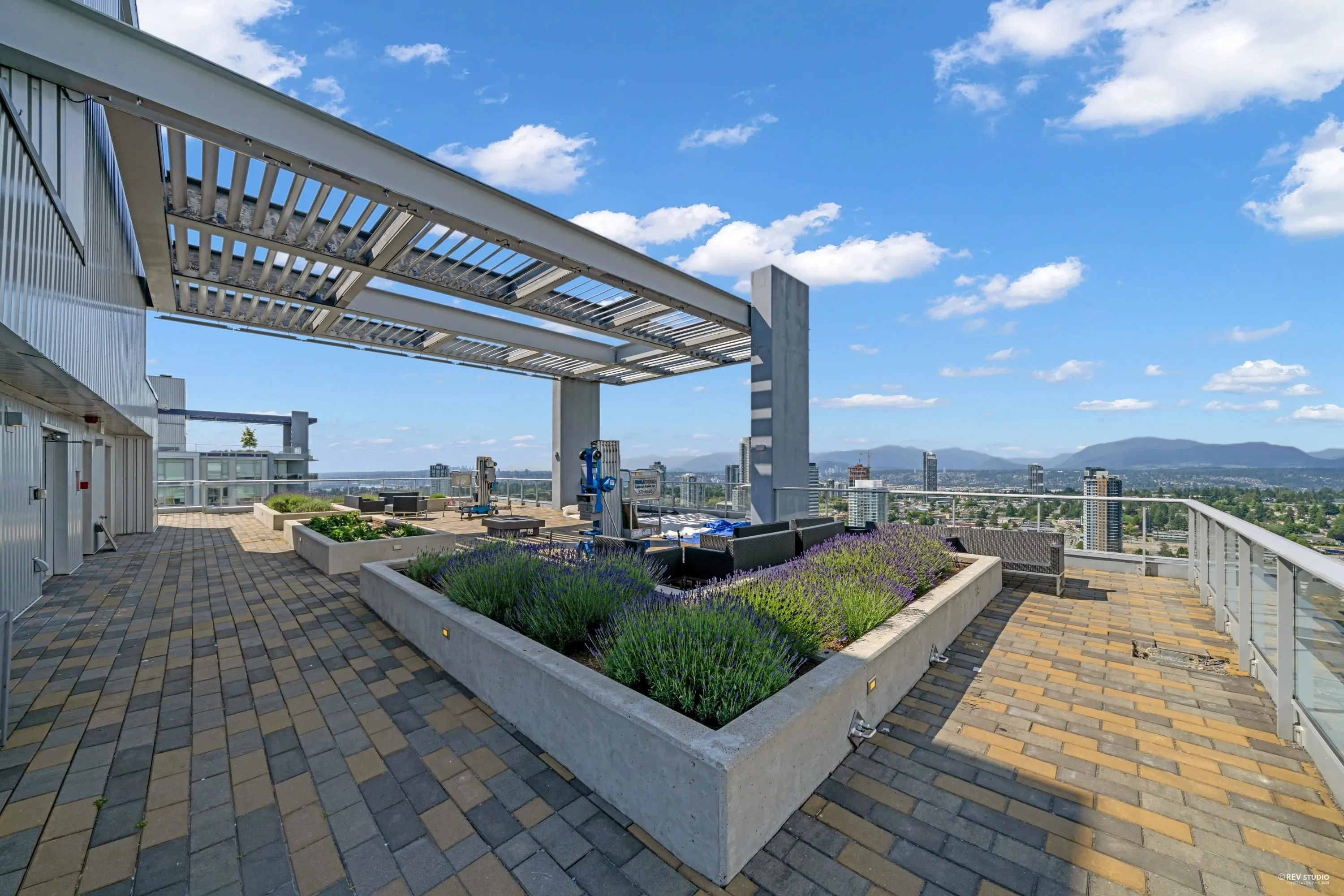 3205 13750 100 Avenue