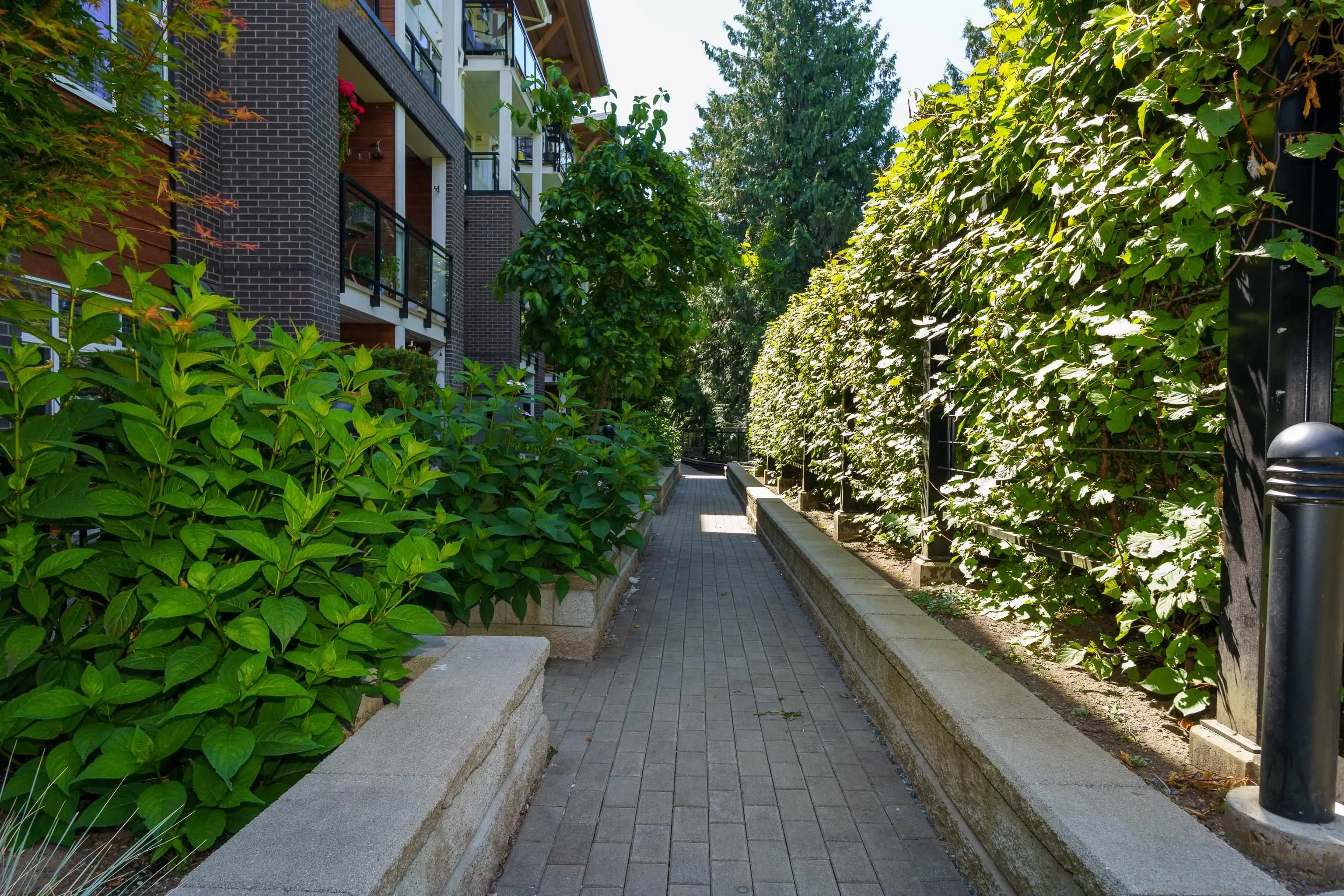 119 5415 Brydon Crescent