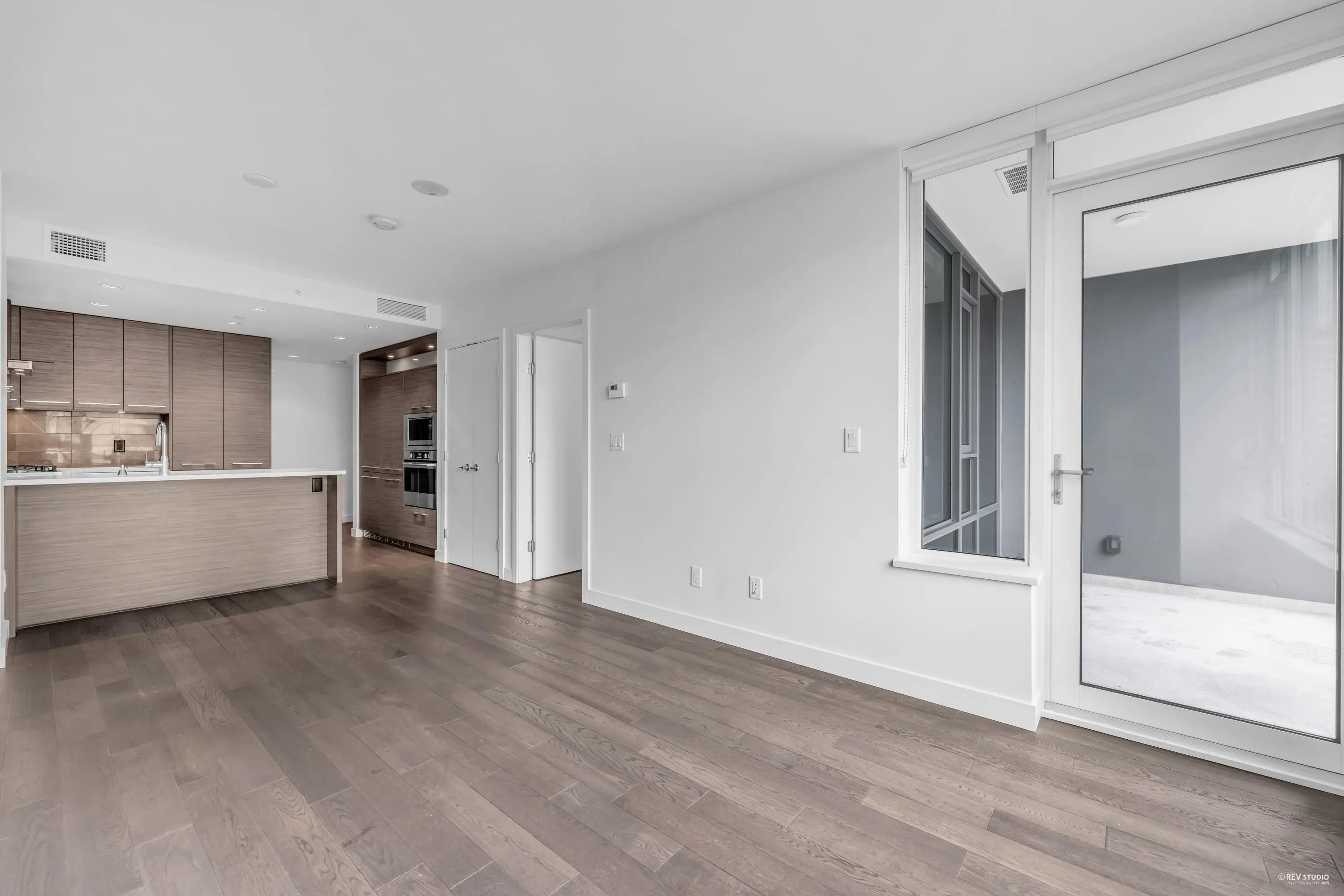 601 7488 Lansdowne Road