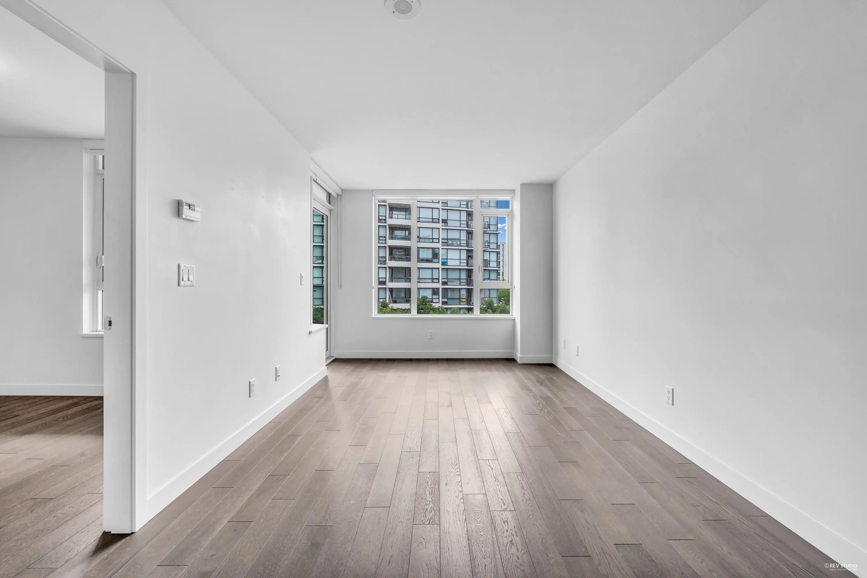 601 7488 Lansdowne Road
