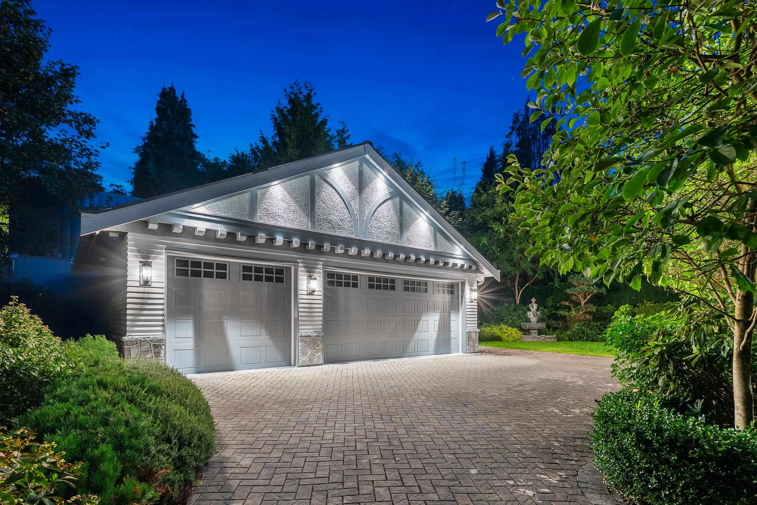 1980 Cedar Crescent