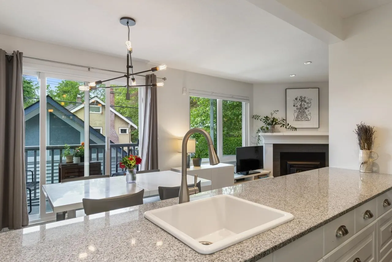 103 W 15th Avenue