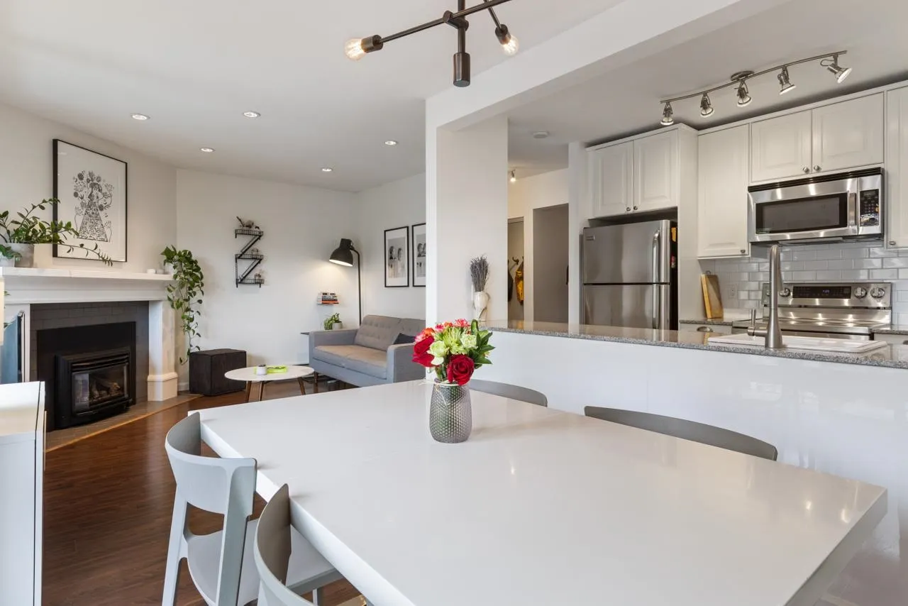 103 W 15th Avenue