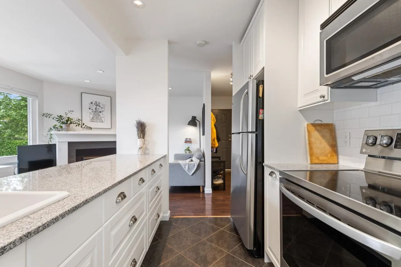 103 W 15th Avenue