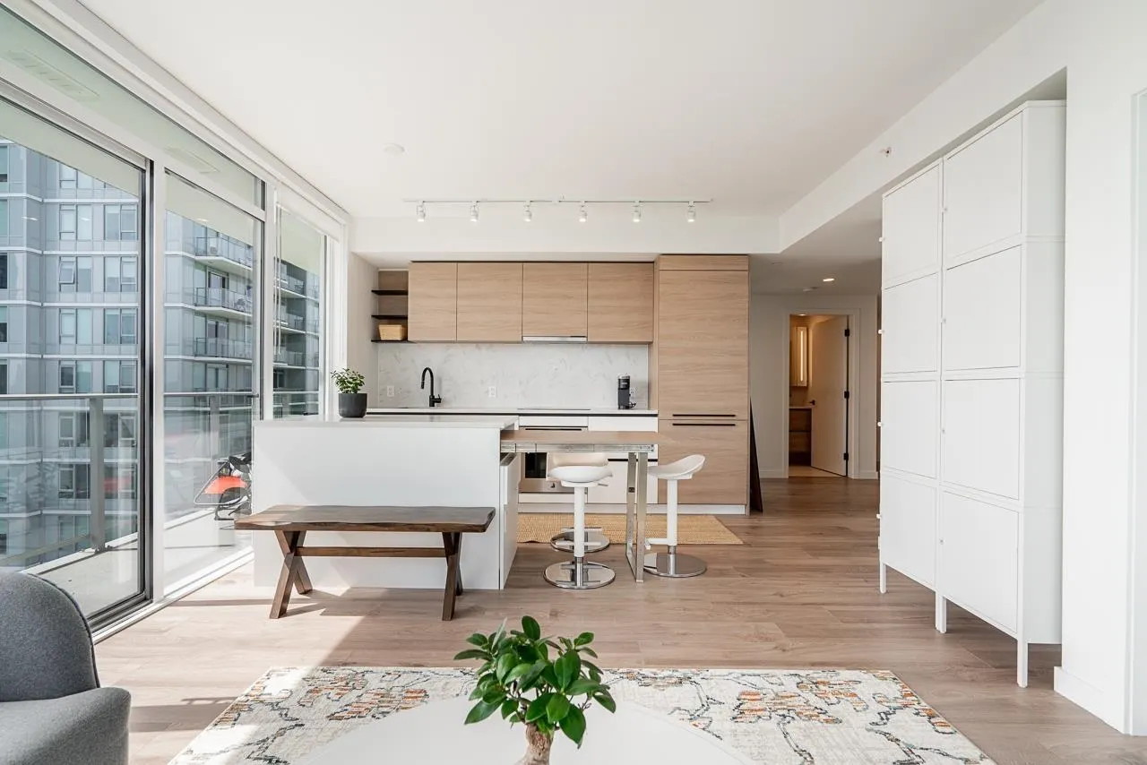2508 13428 105 Avenue