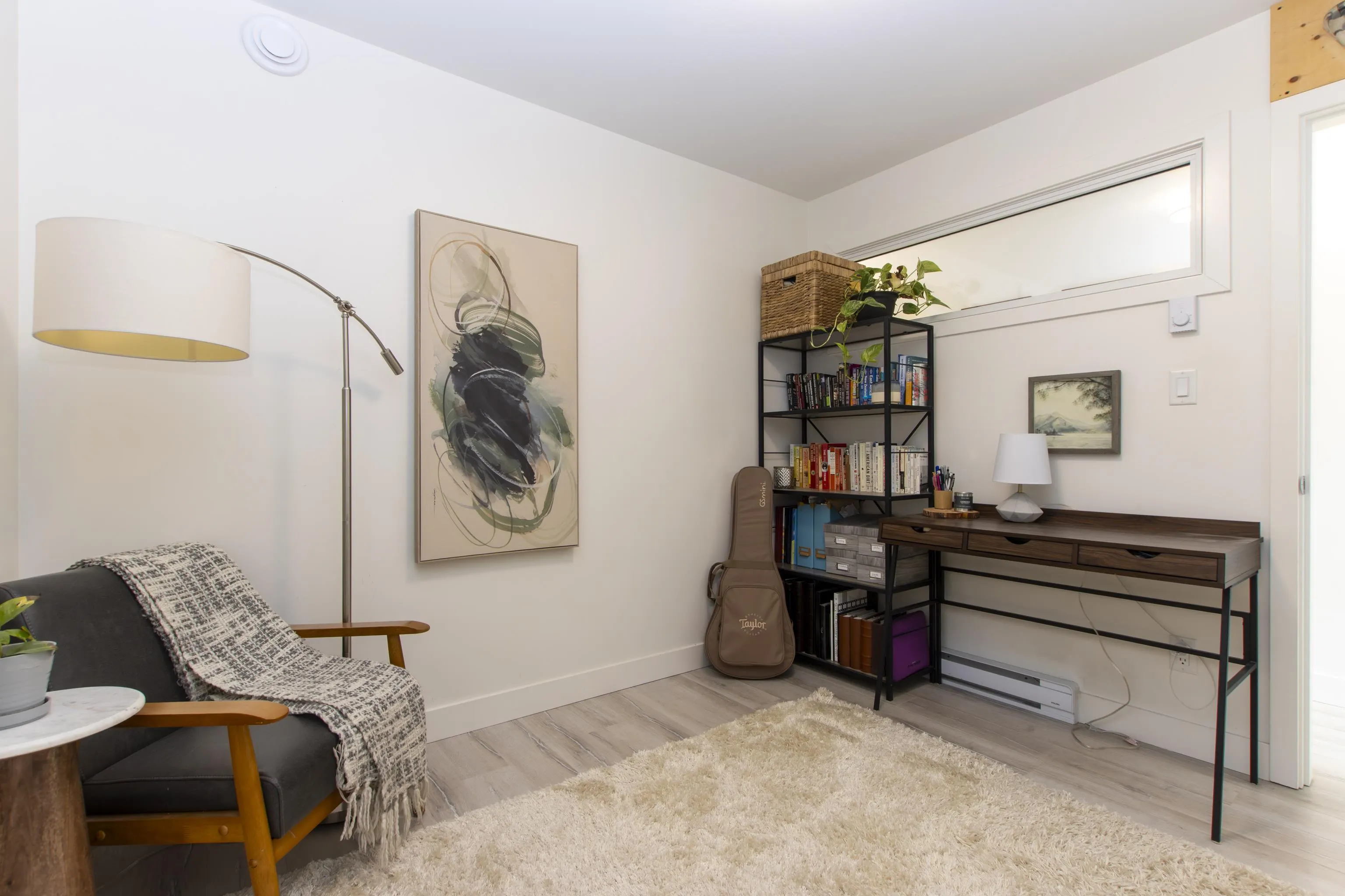 610 38013 Third Avenue