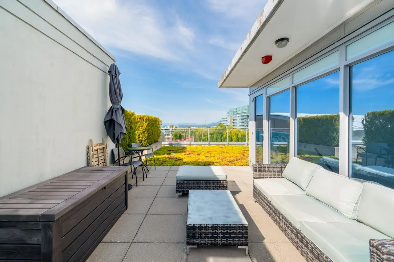 6005 5511 Hollybridge Way