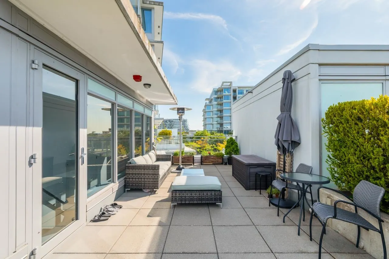 6005 5511 Hollybridge Way