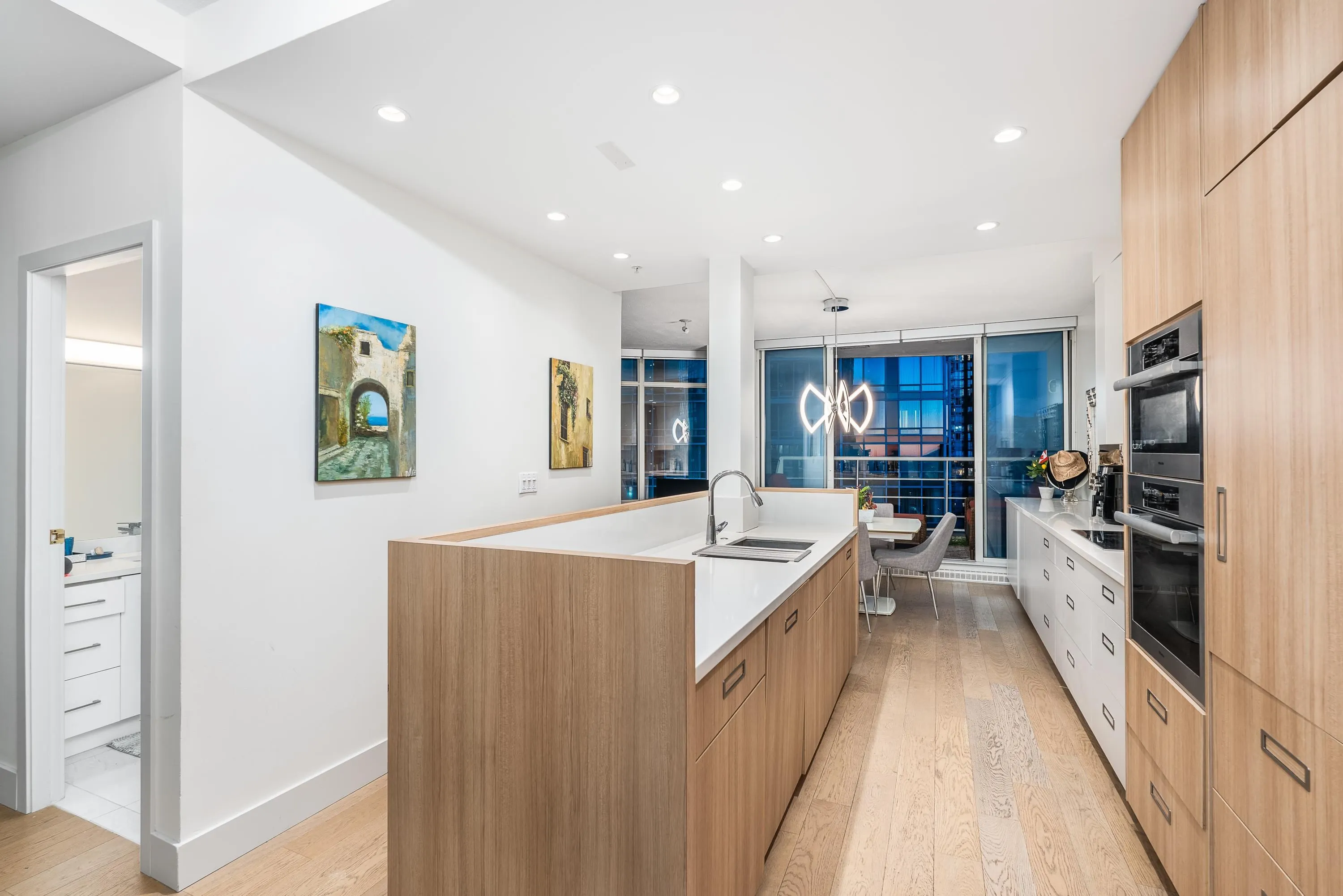 2303 1200 Alberni Street