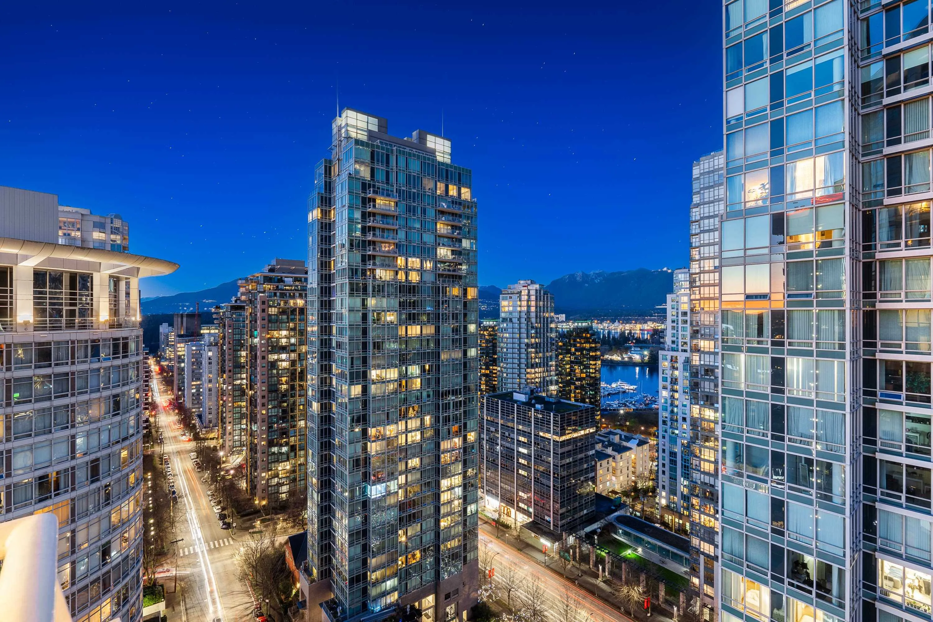 2303 1200 Alberni Street