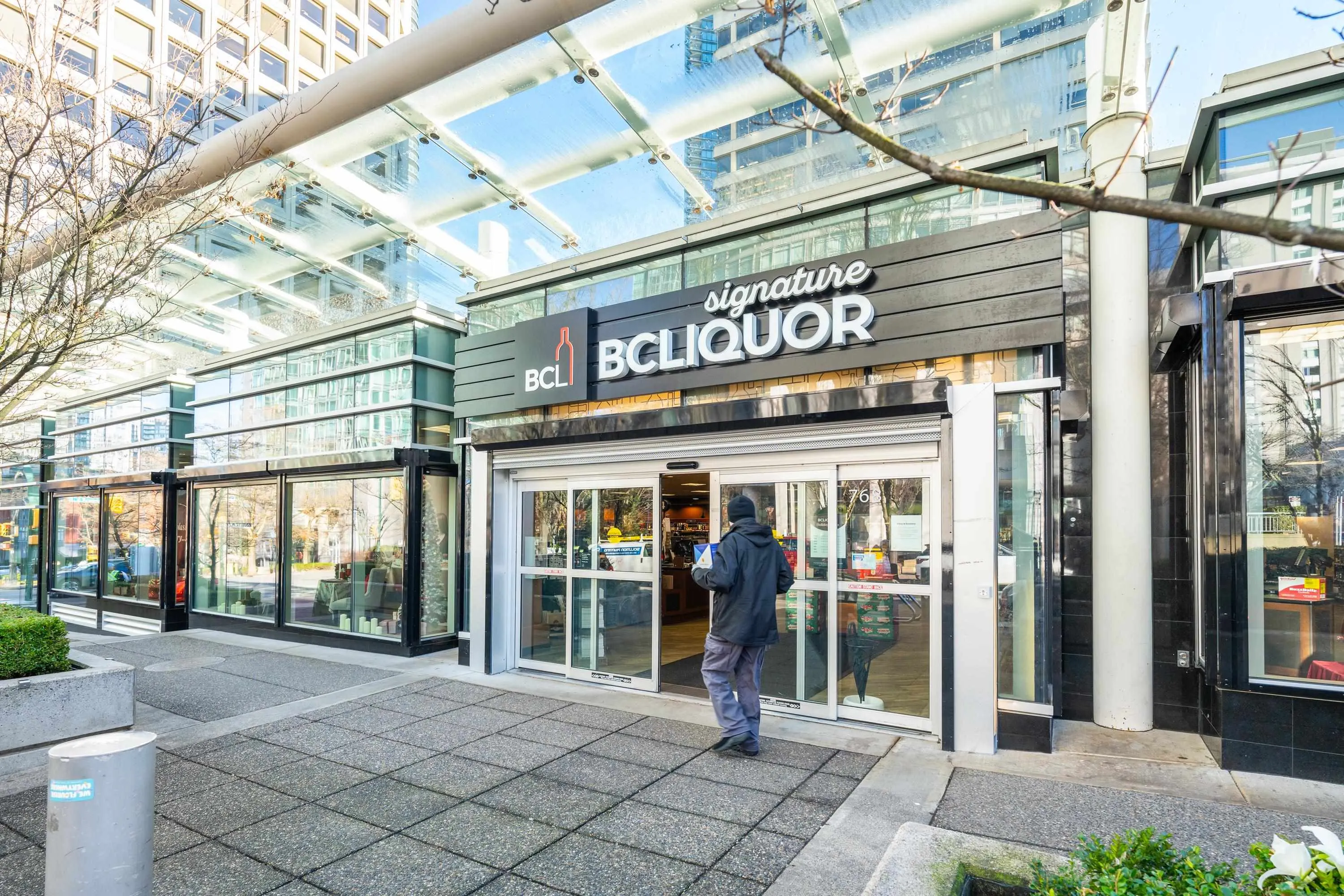 2303 1200 Alberni Street