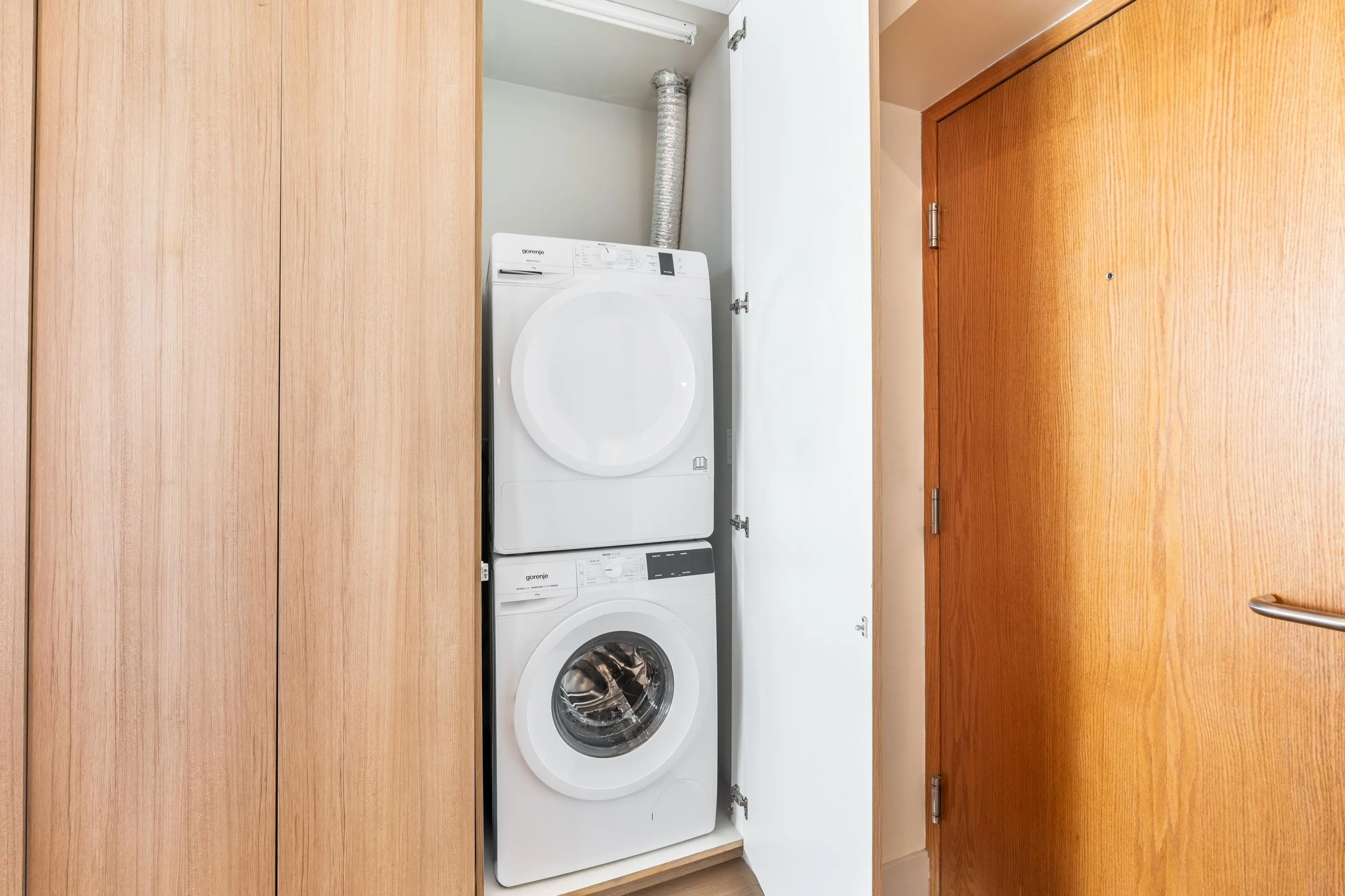 2303 1200 Alberni Street