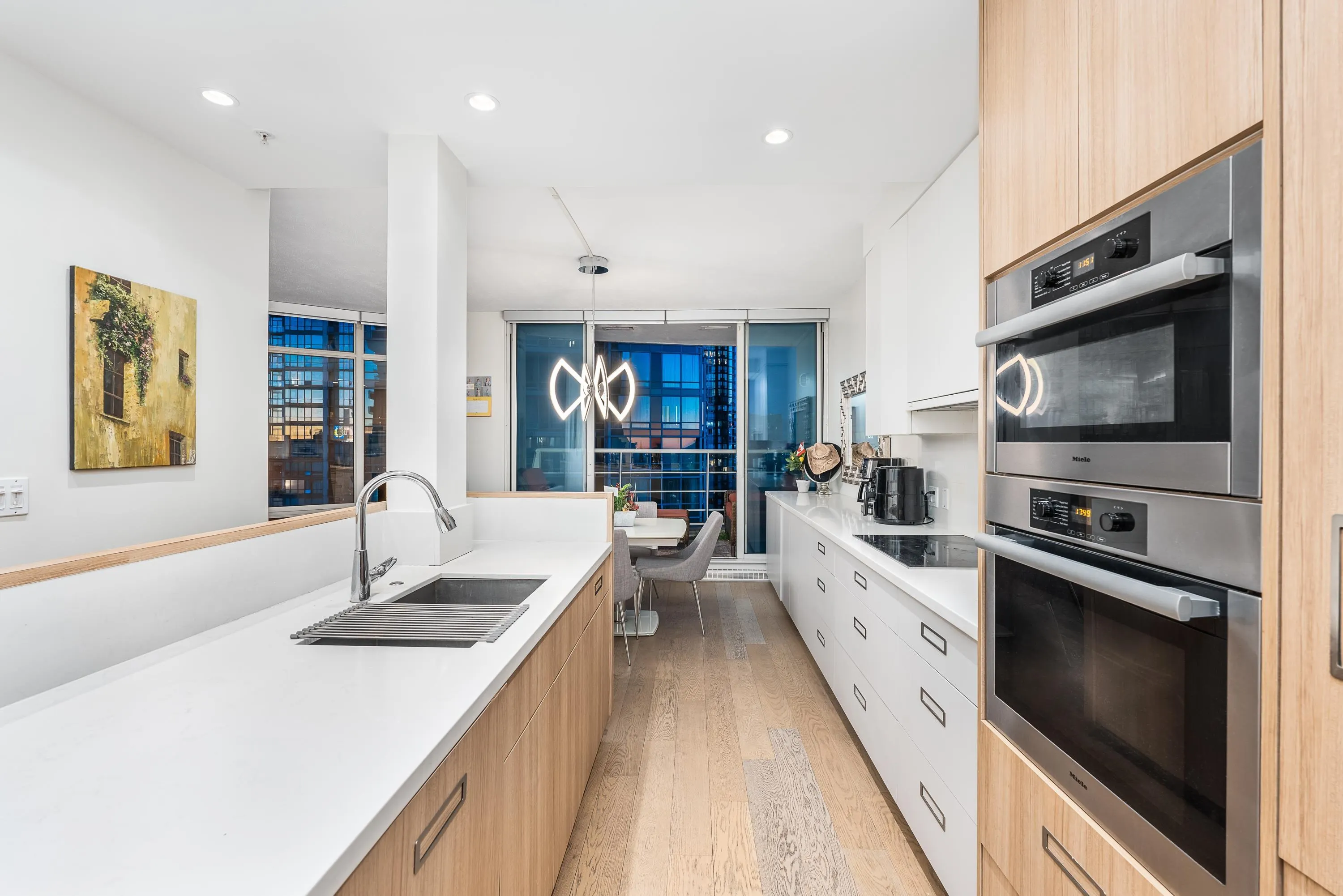 2303 1200 Alberni Street