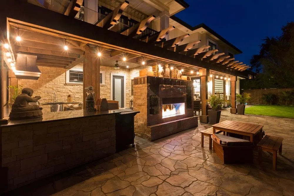 5851 Reeves Road