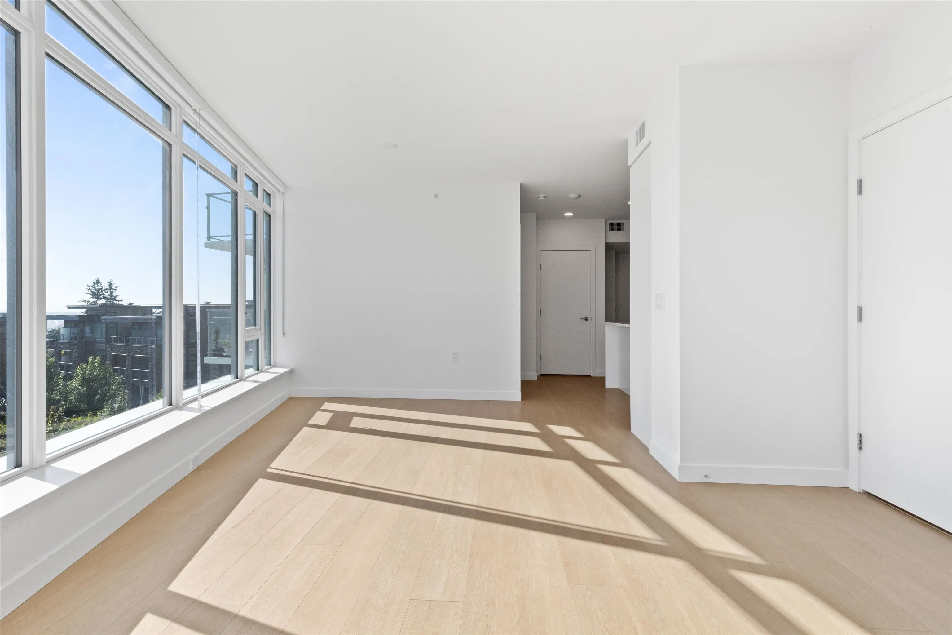 404 7683 Park Crescent