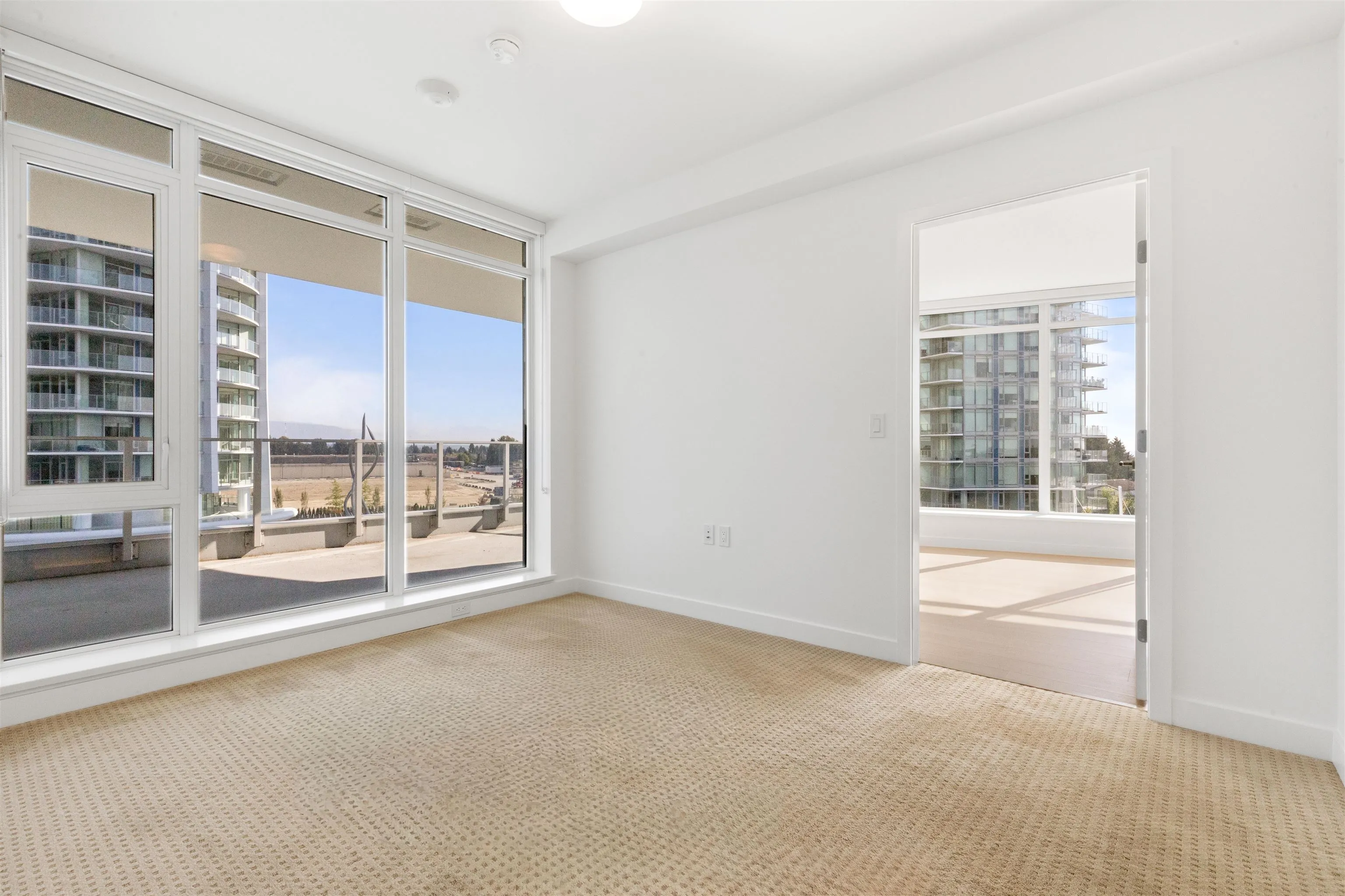 404 7683 Park Crescent