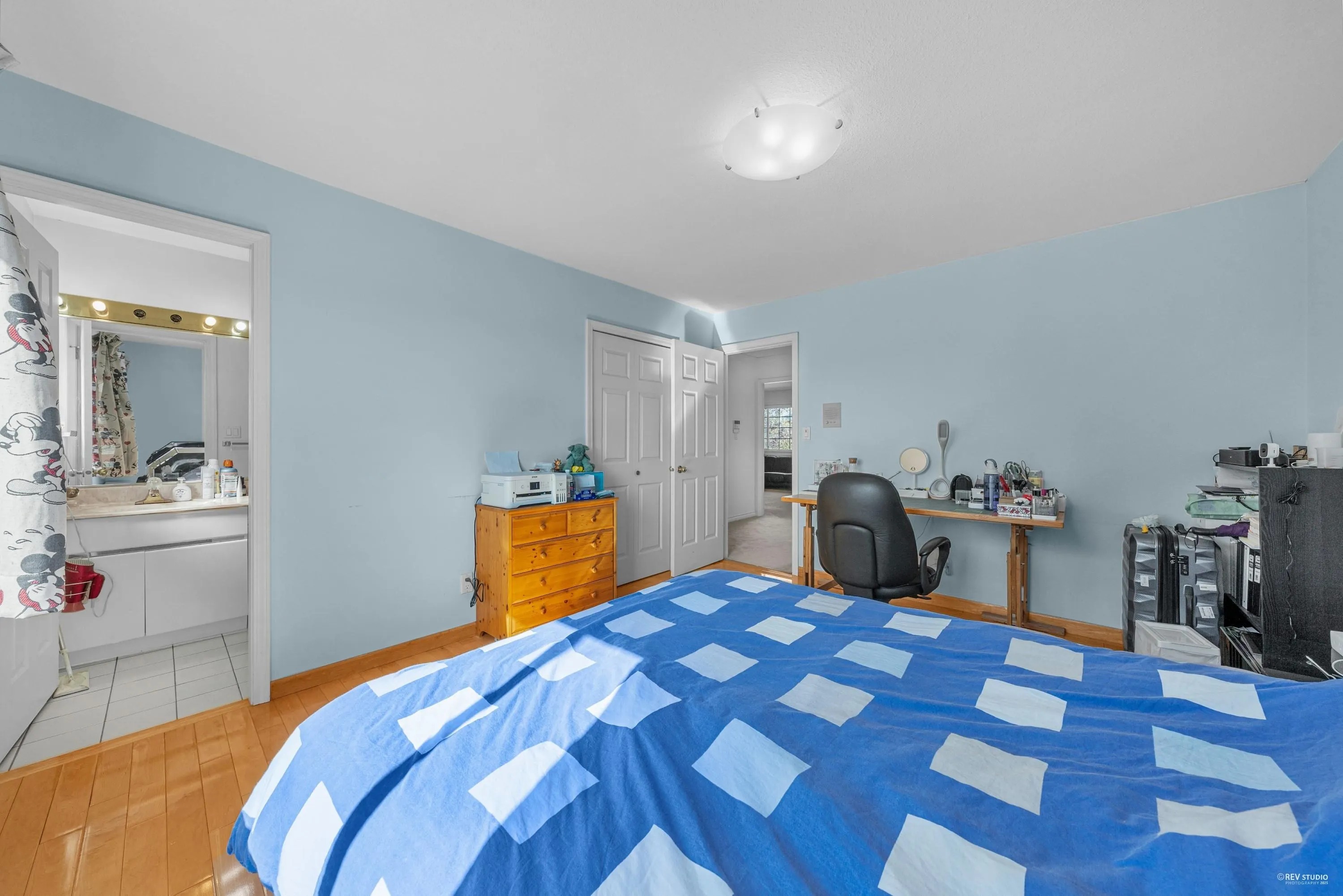 426 W 44th Avenue