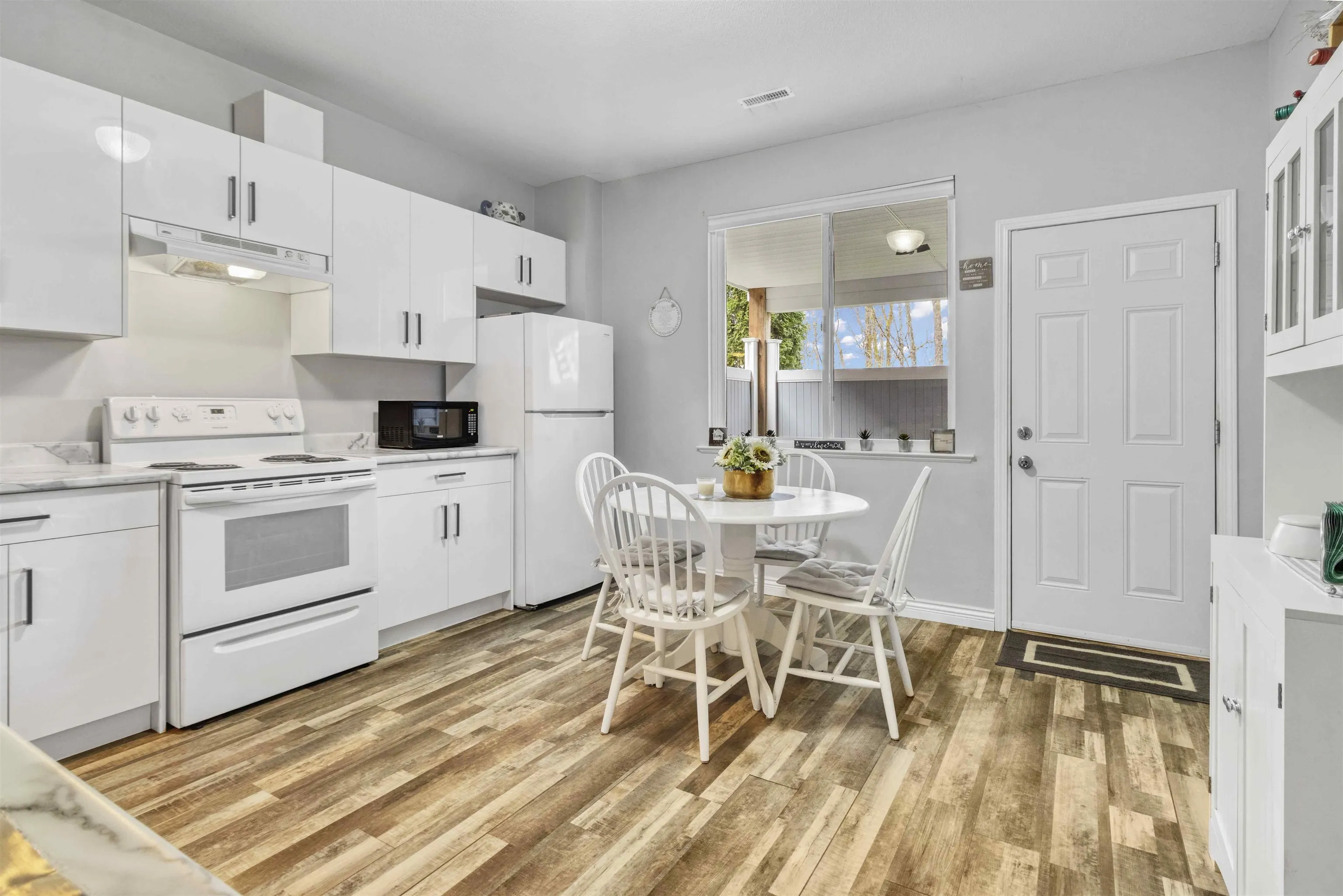 23404 Tamarack Lane