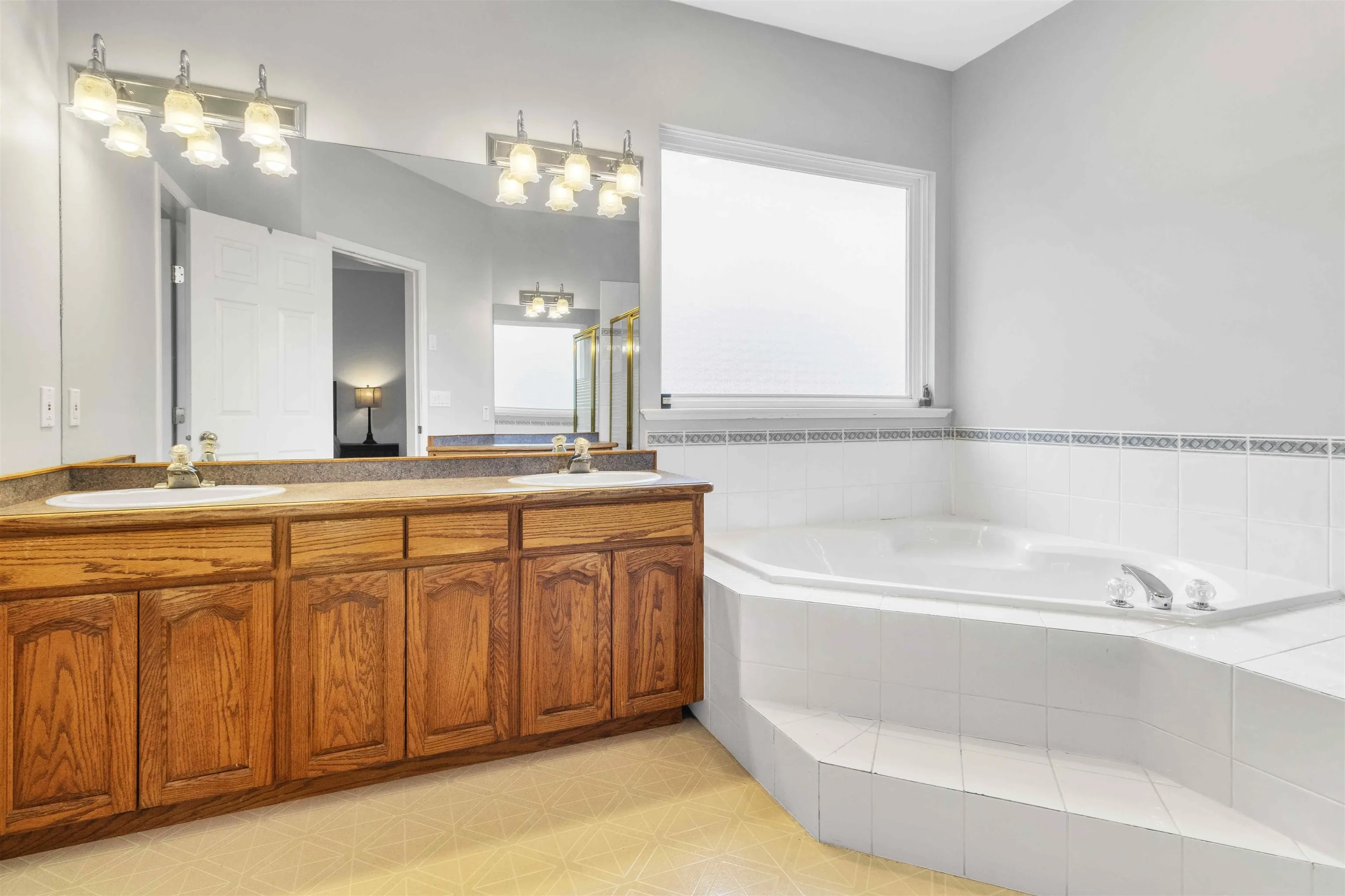 23404 Tamarack Lane