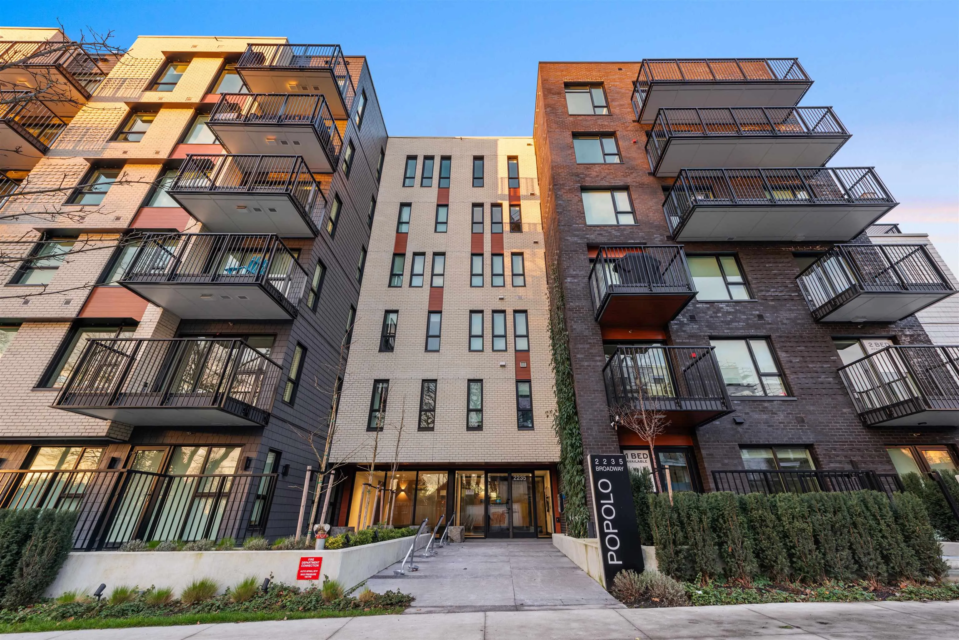 601 2235 E Broadway