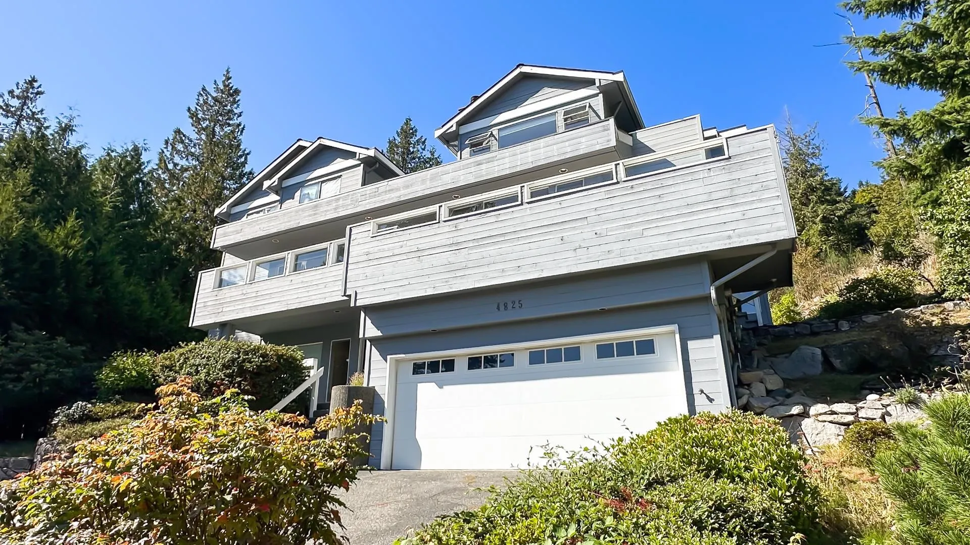 4825 Headland Close