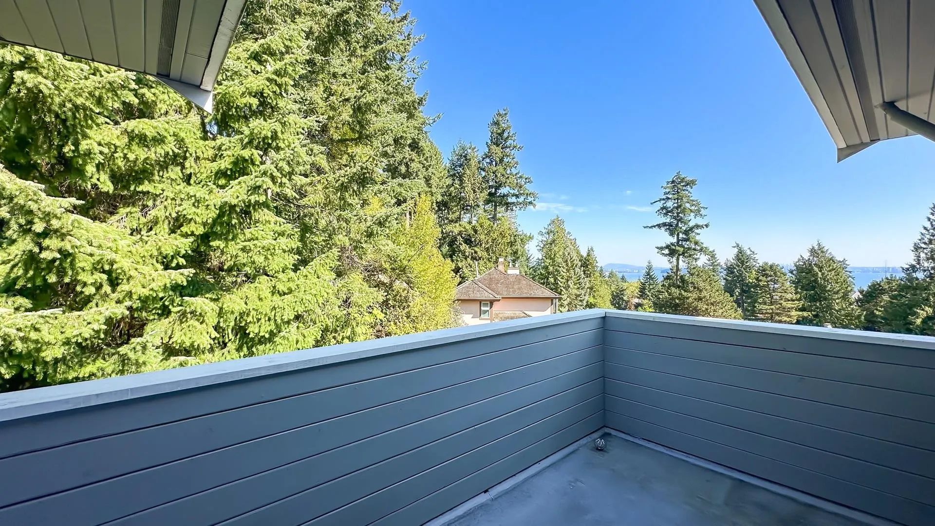 4825 Headland Close