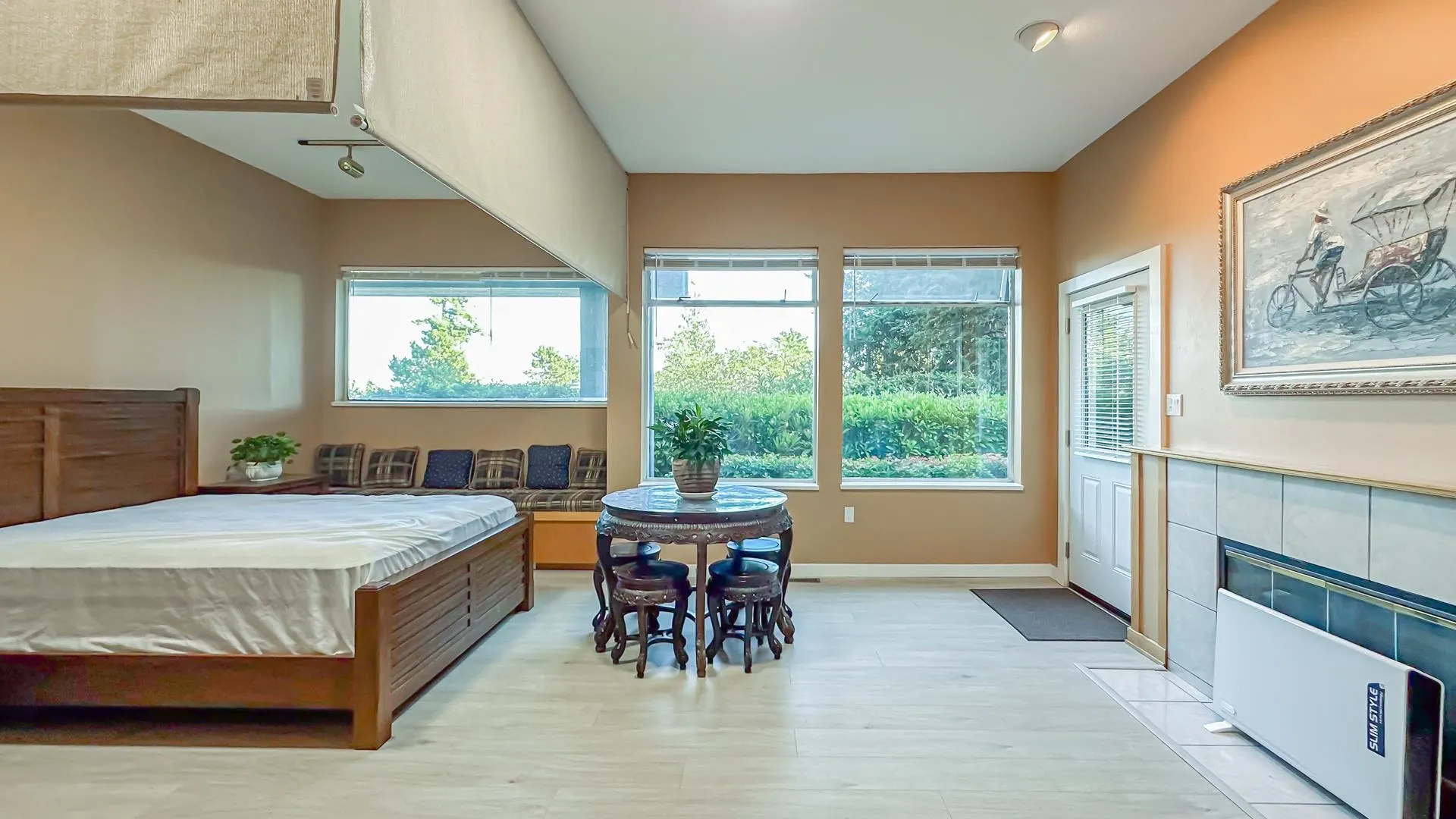4825 Headland Close