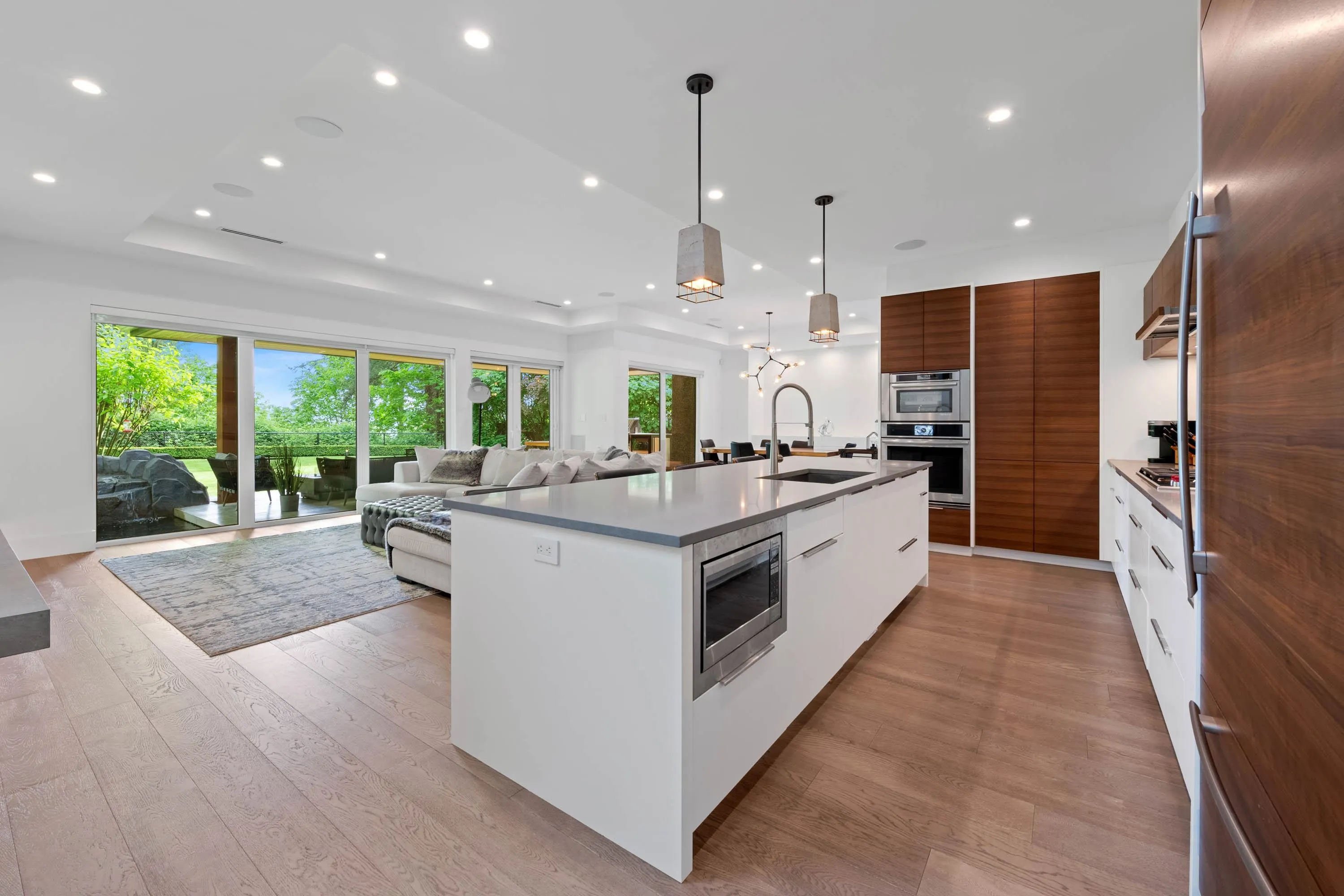 2381 Windridge Drive