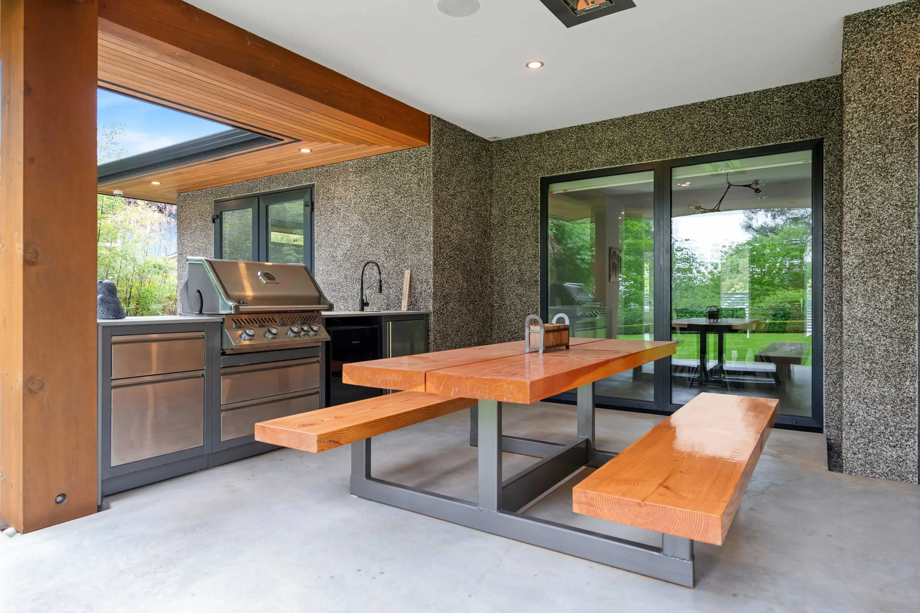 2381 Windridge Drive