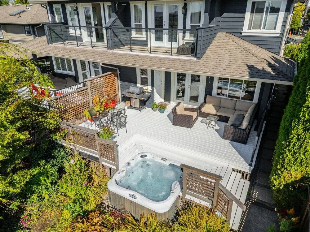 331 W 14th Street