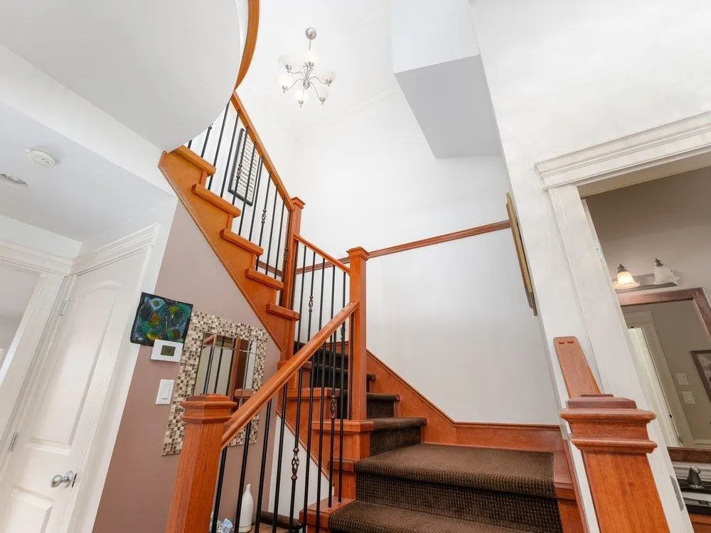 331 W 14th Street