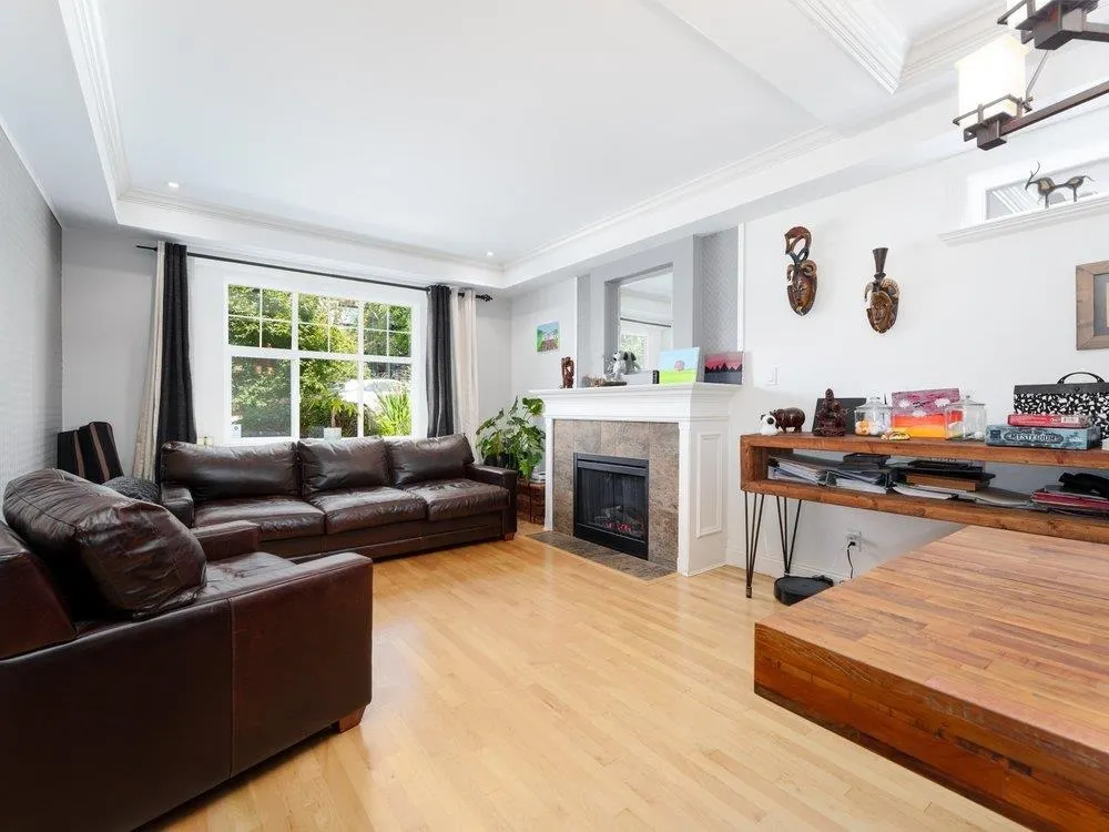 331 W 14th Street