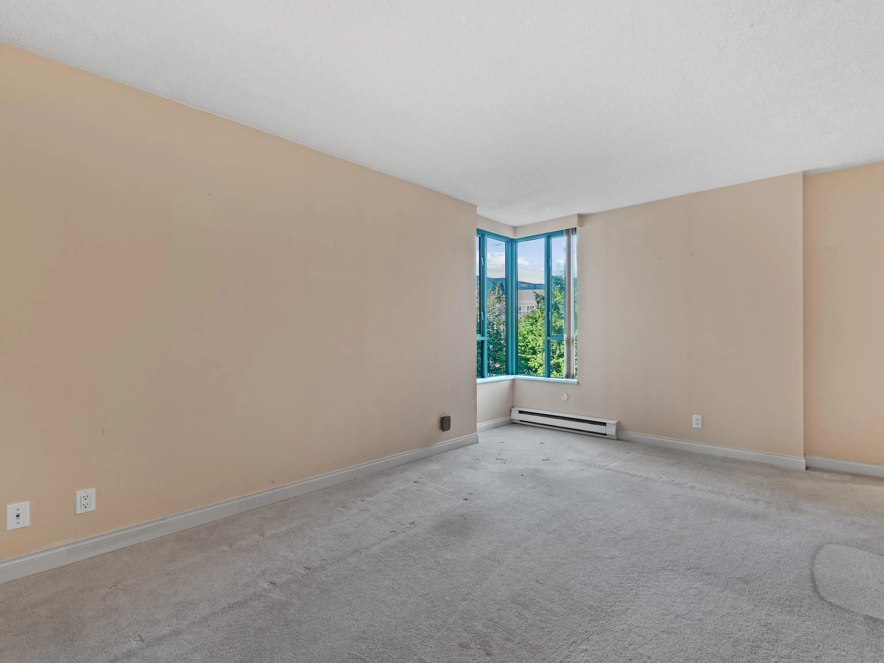 7A 338 Taylor Way
