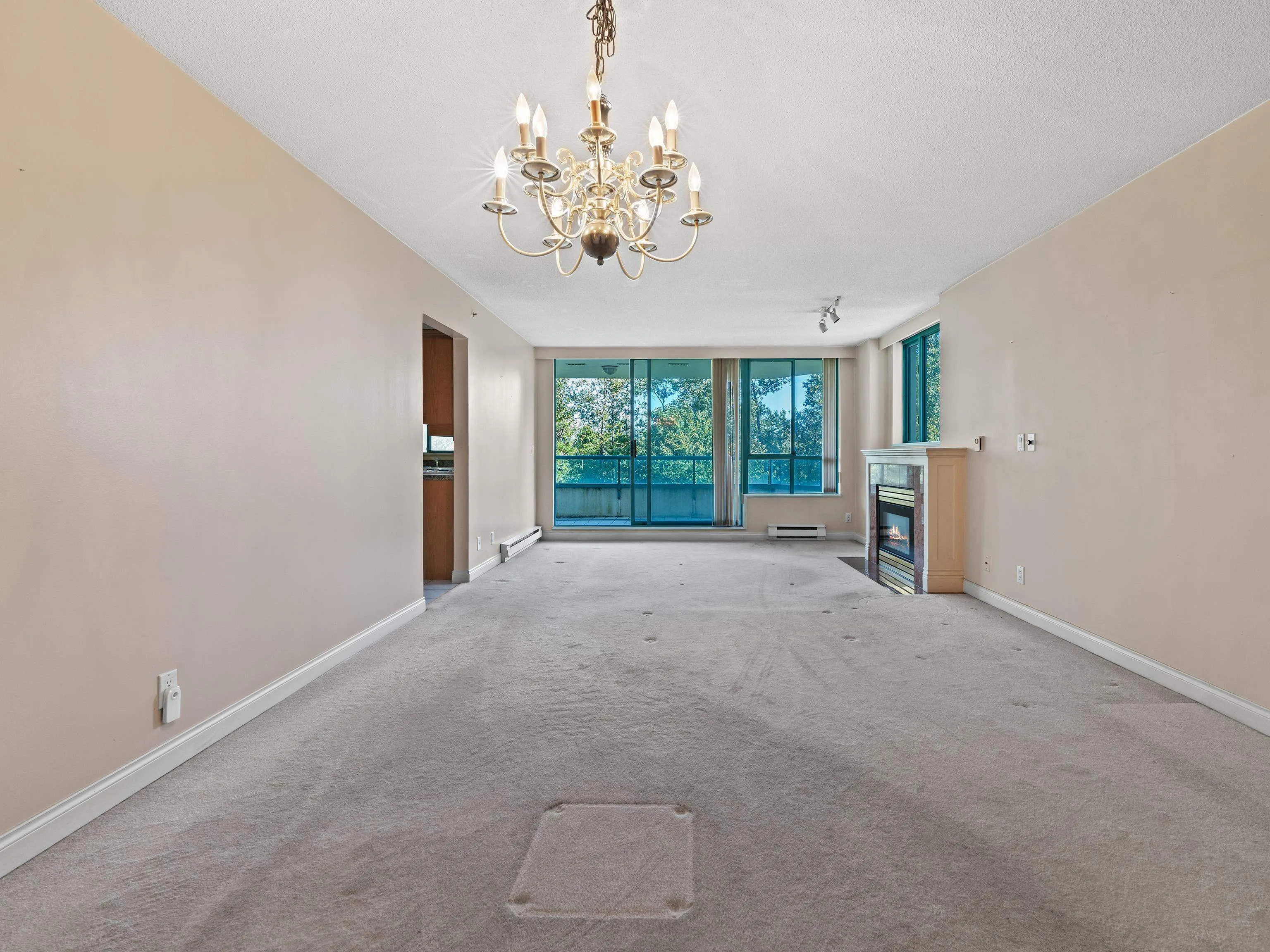 7A 338 Taylor Way