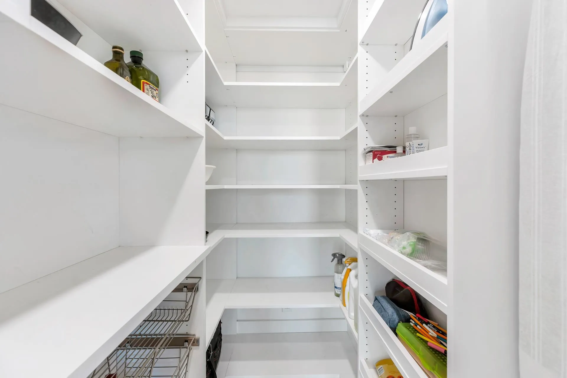 1608 198 Aquarius Mews