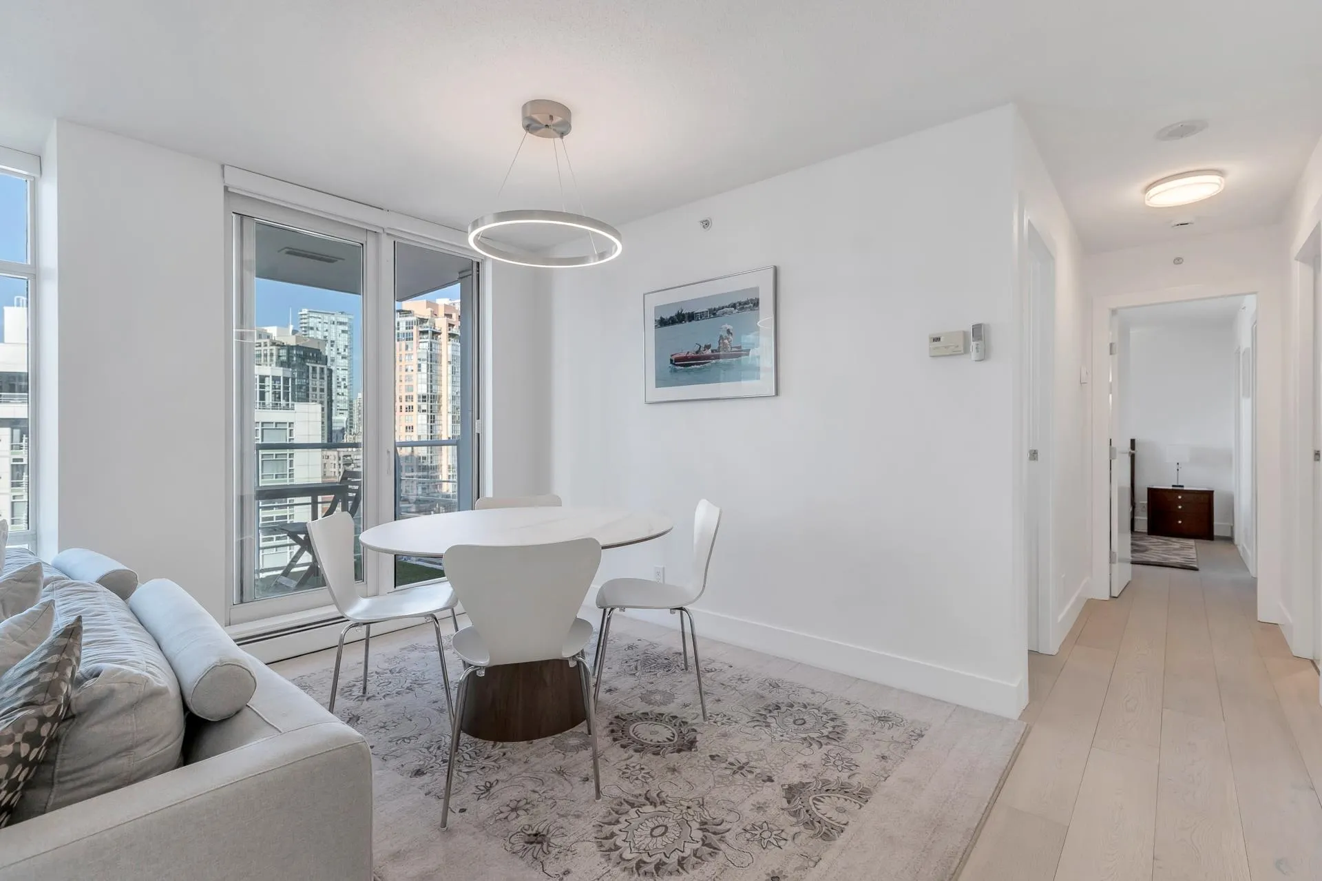 1608 198 Aquarius Mews